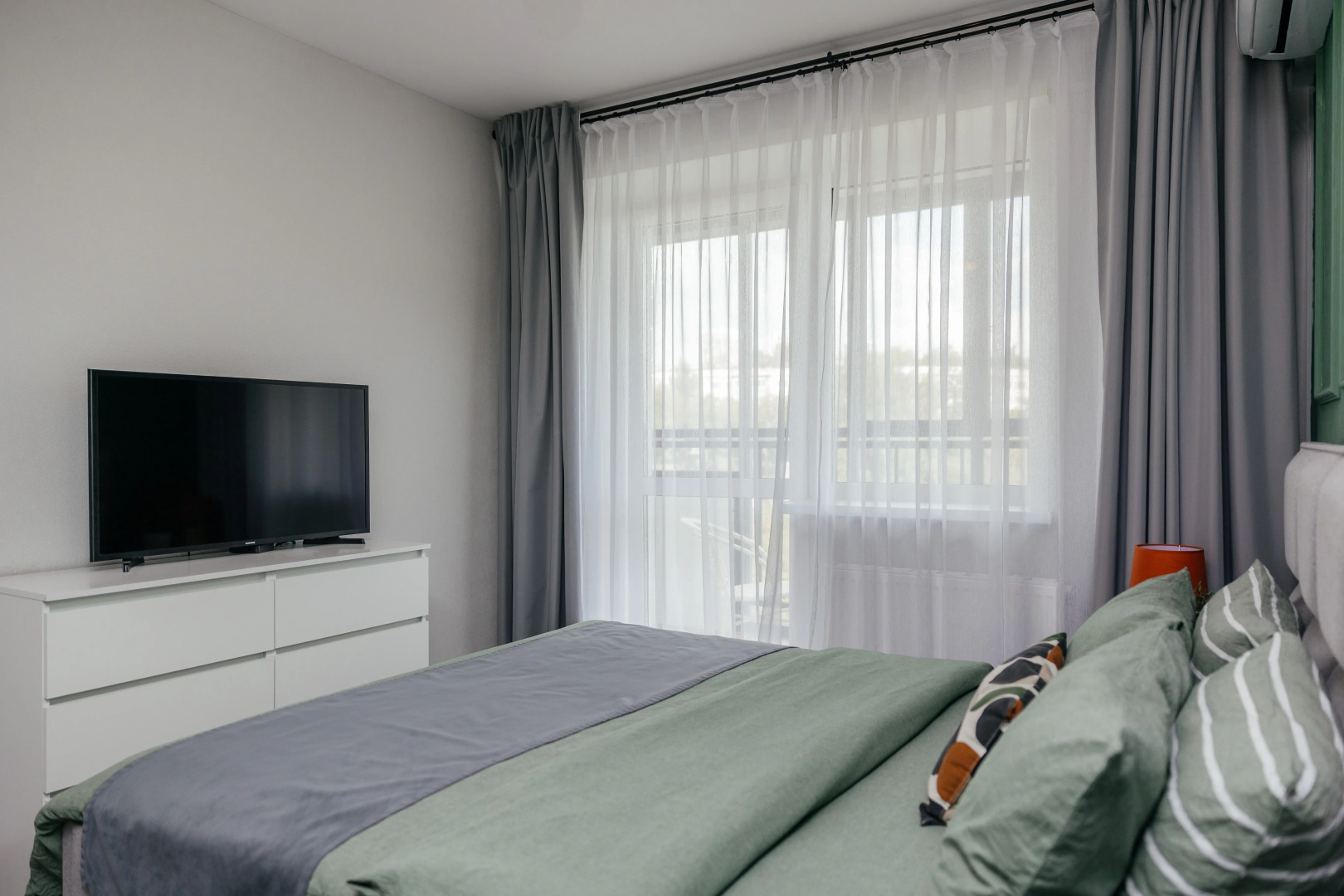 Квартира Стильная 1К Рядом с Зоопарком и Набережной 1-я Подлесная 1