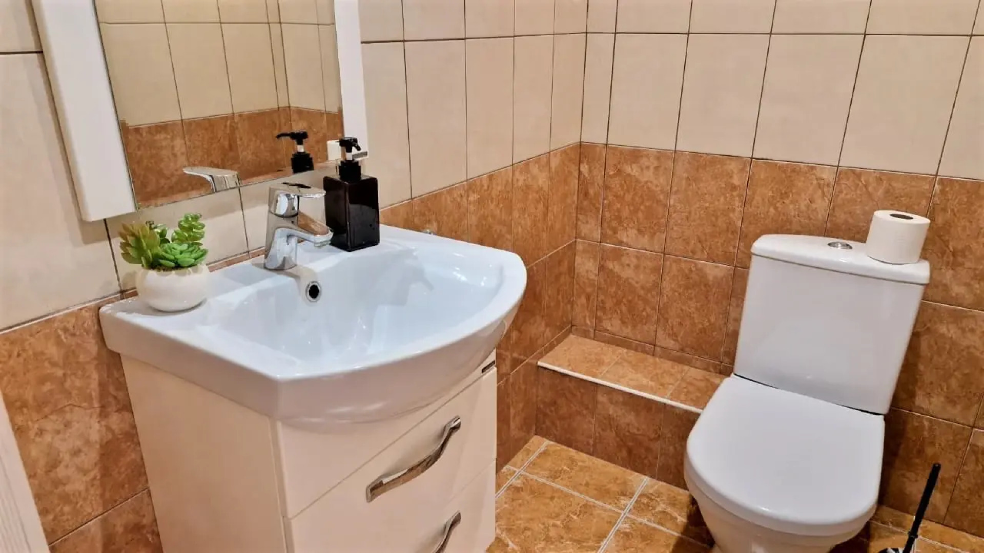 Квартира Краснозвездная 33