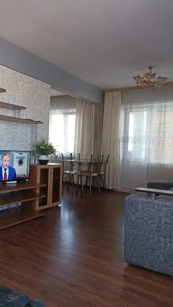 Апартаменты Розы Люксембург, 9