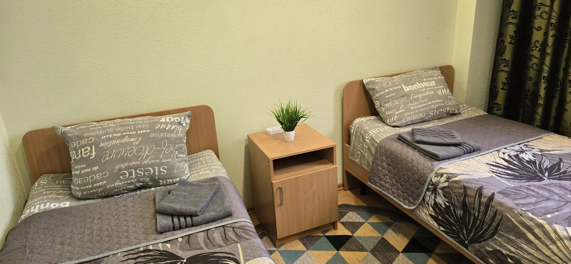 Отель гостиница Октябрьская на Белинского