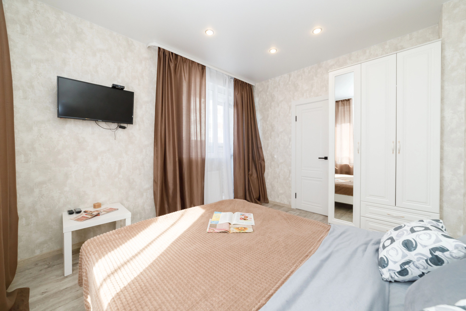 Апартаменты Двухкомнатные в ЖК Аквамарин (612)