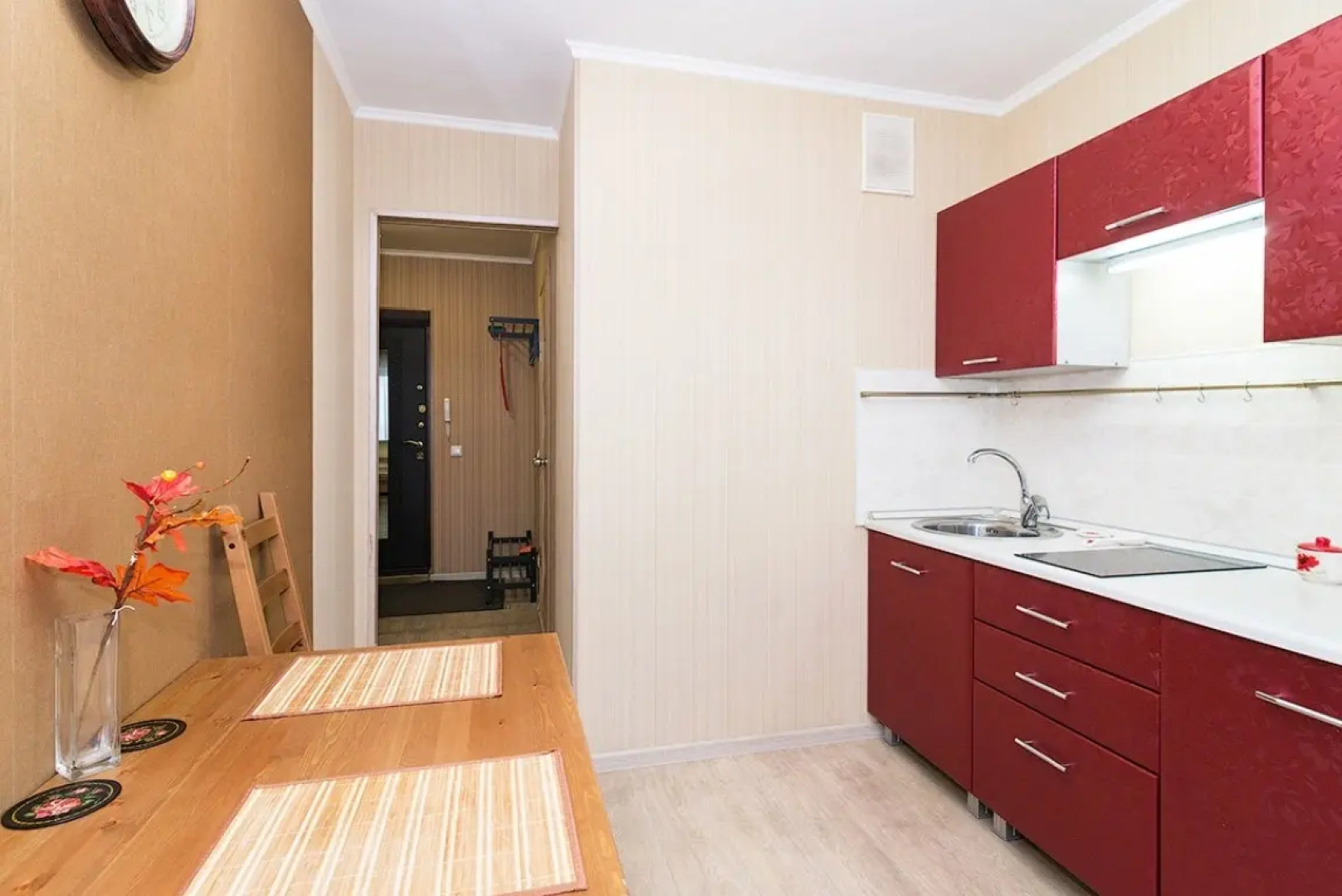 Квартира Тюльпаны Гостиный Дворъ и Ко на Щорса 105