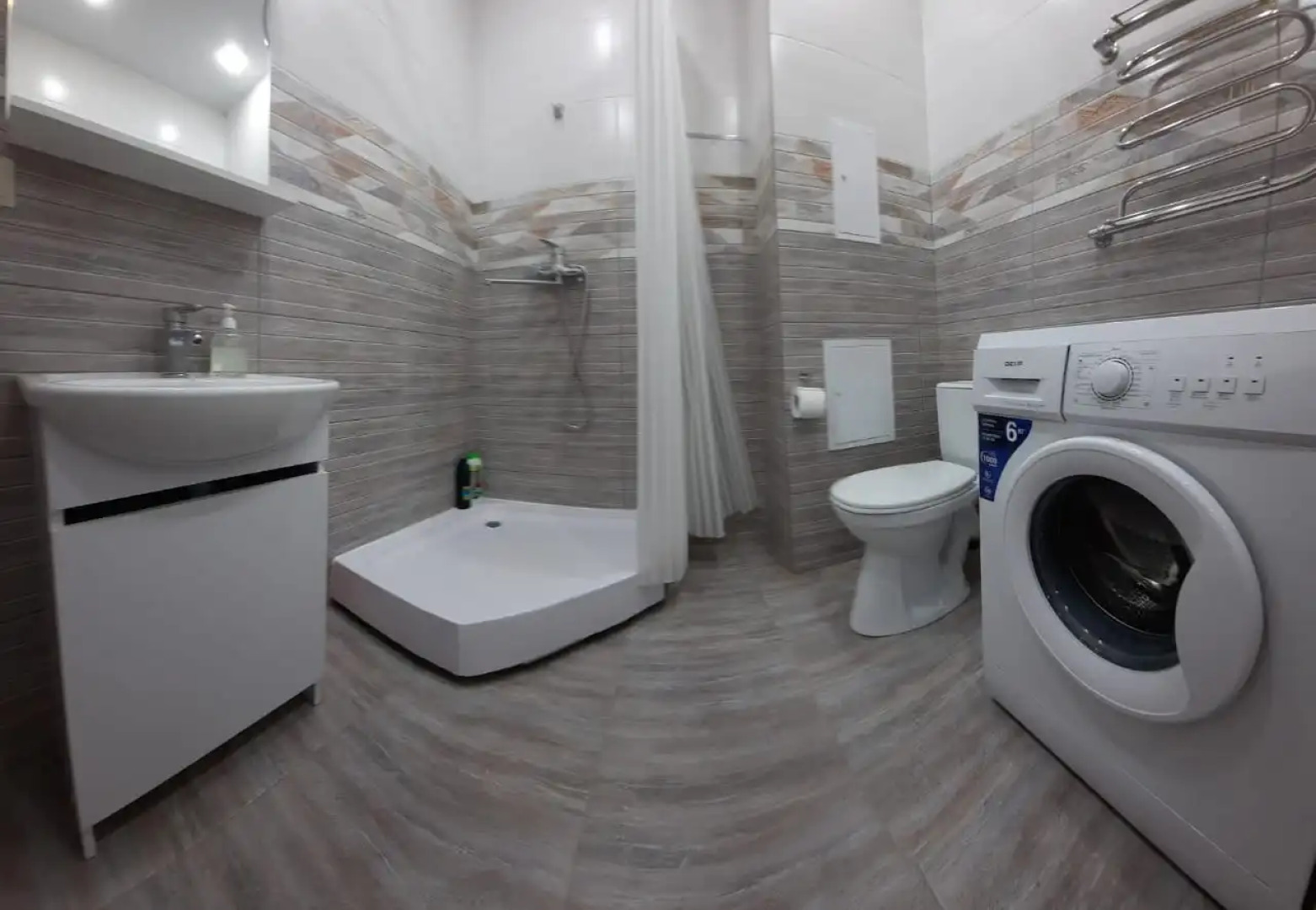 Апартаменты на Гамзатова 7 (447)