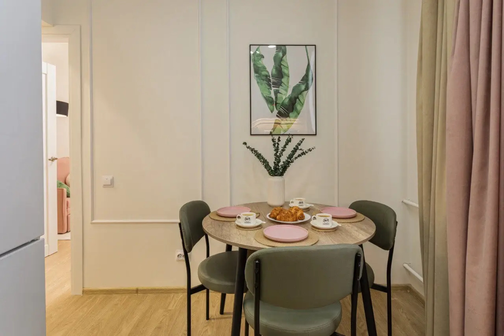 Квартира FullHouseApart на вокзальной площади