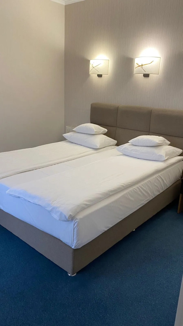 Отель Кристалл