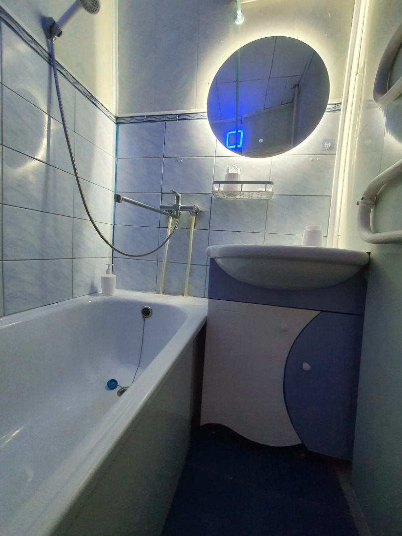 Квартира Уютная в Центре Пгт Верхнеднепровский Молодёжная 12