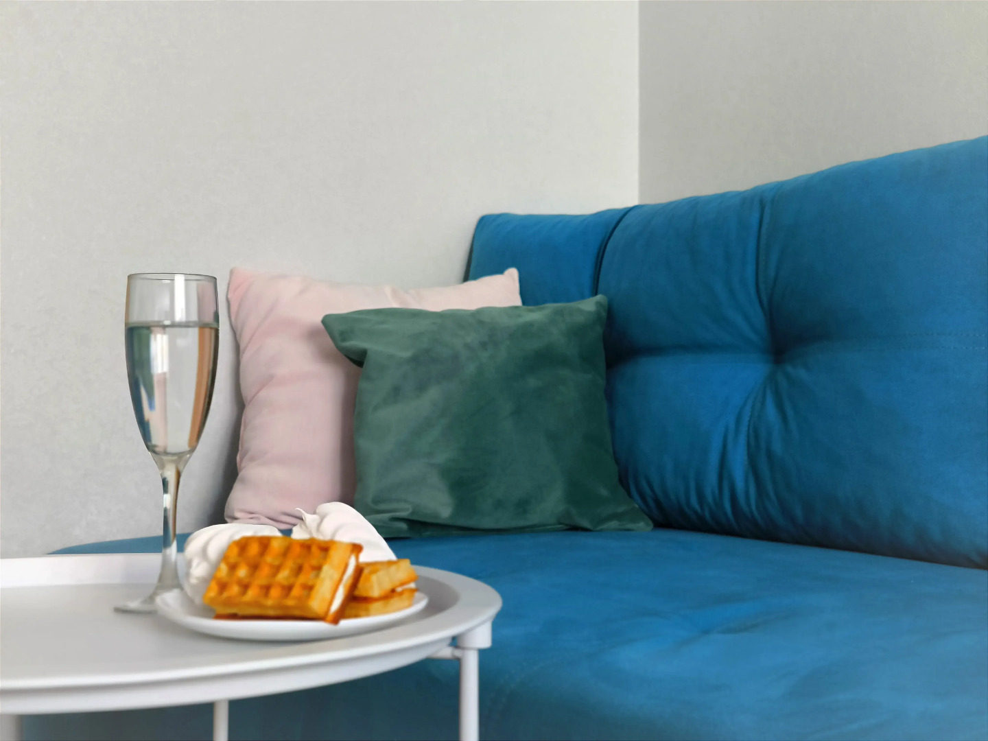 Квартира Просторная Двухкомнатная Рядом с Бизнес центром Plaza