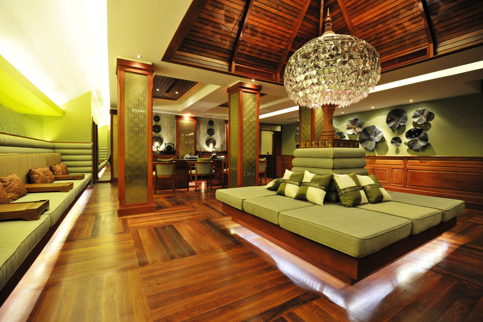 Отель THE PRIVILEGE FLOOR by Borei Angkor