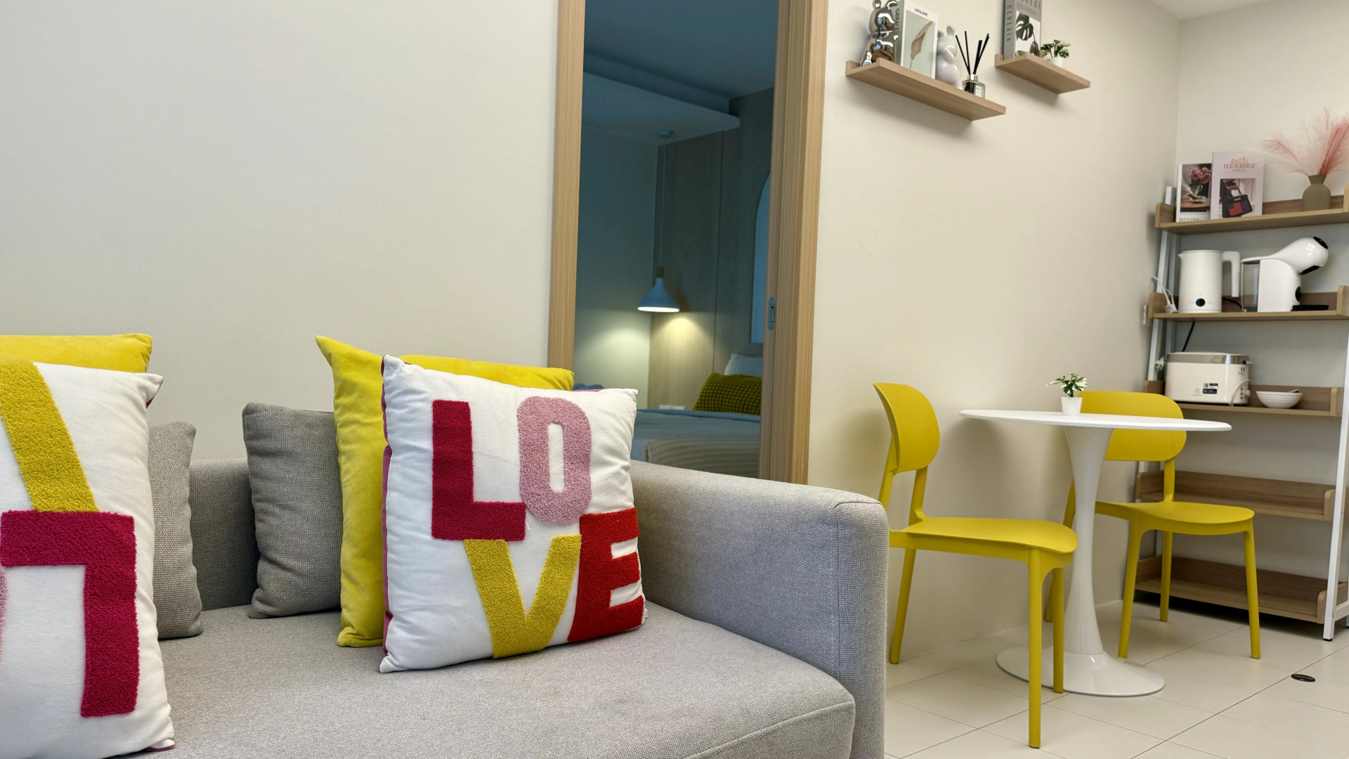 Квартира Милая с отдельной спальней около моря пляж Камала 212