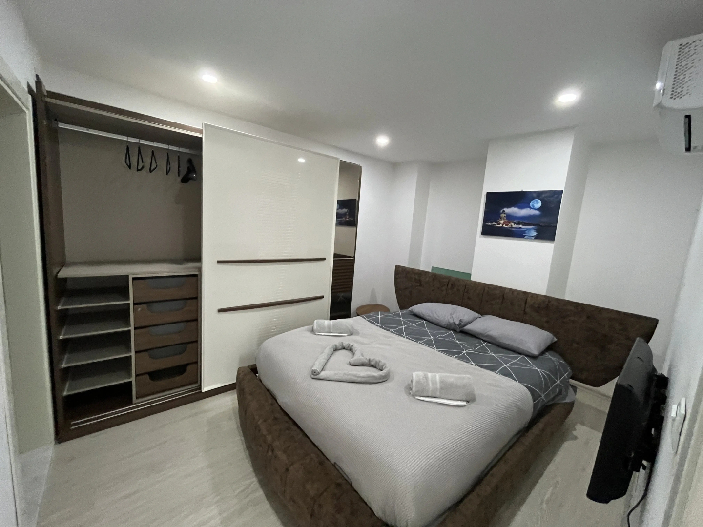 Отель Gardenya Lara Suit