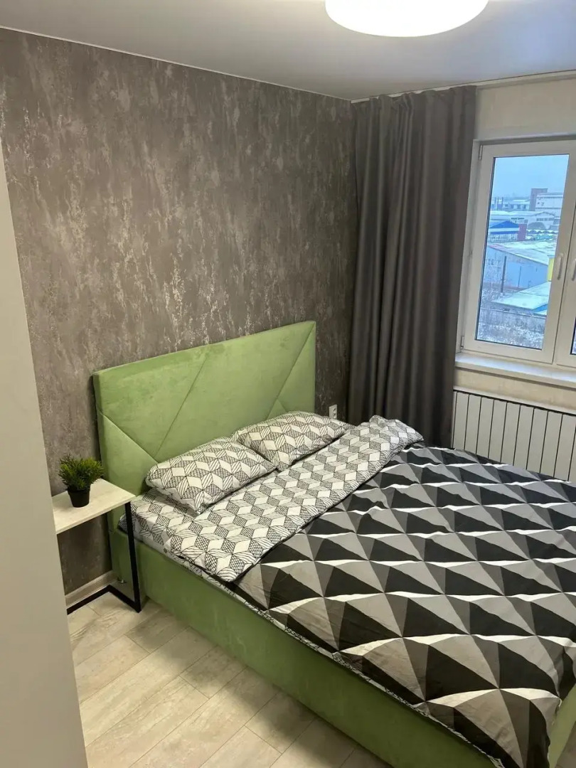 Апартаменты 3-х комнатные у Аэропорта