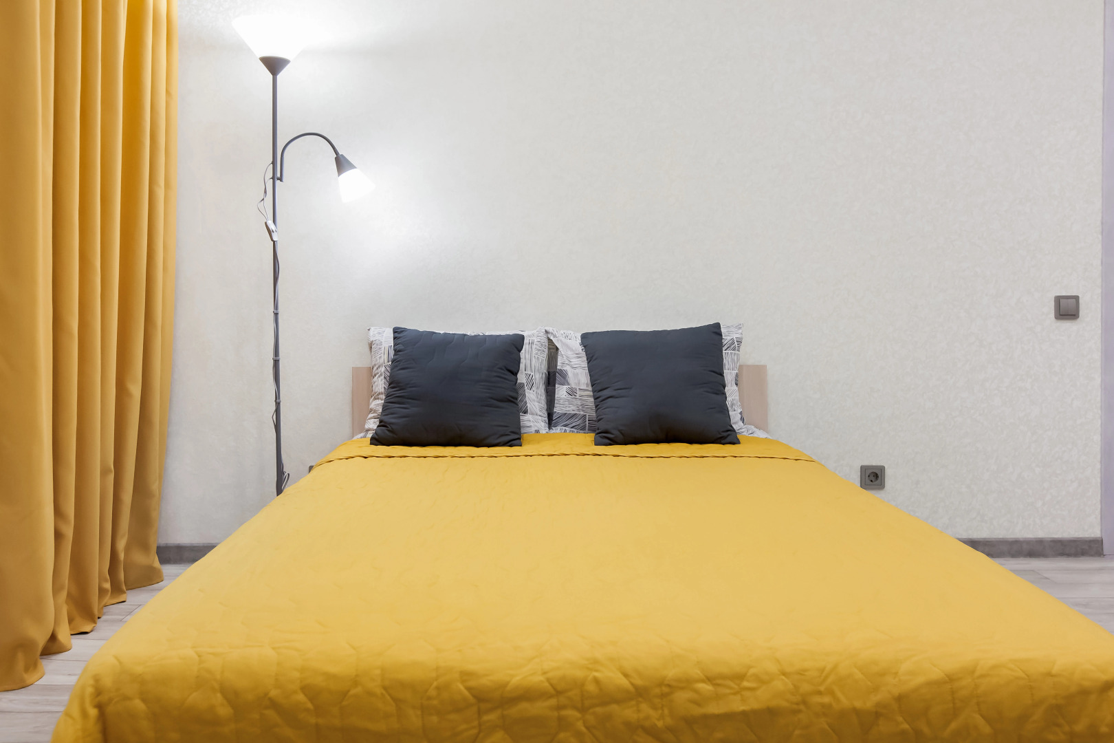 Квартира Однокомнатная Квартира в Центре Города с Видом на Лес