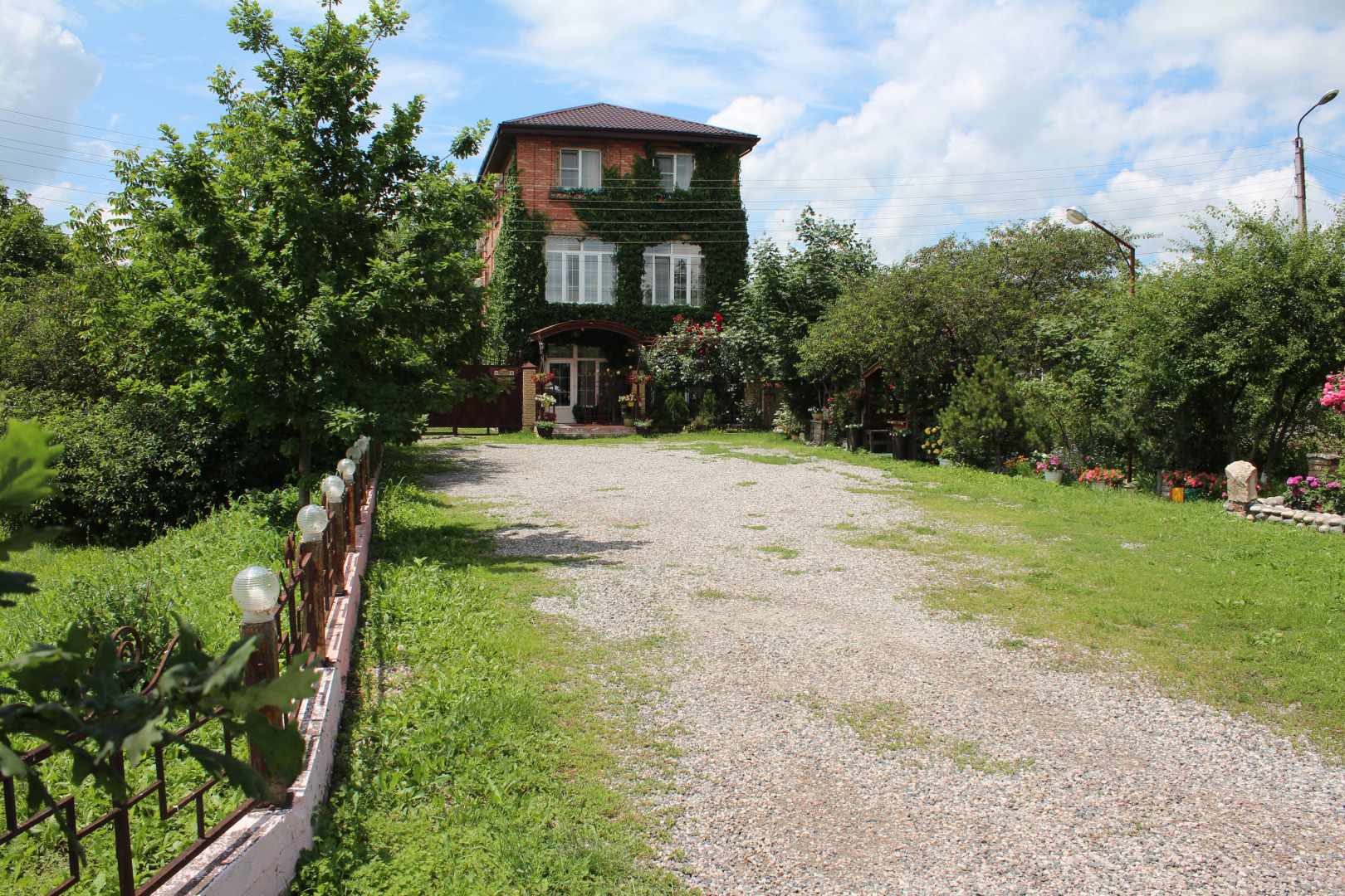 Меблированные комнаты У Друзей