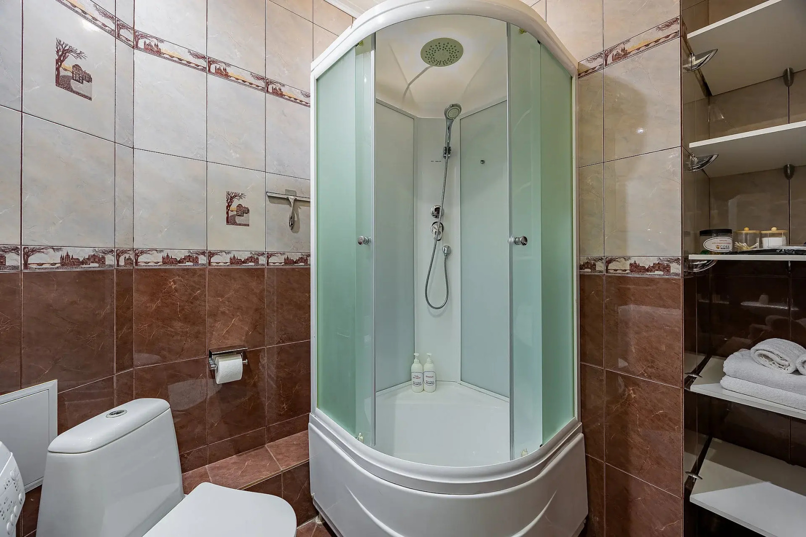 Апартаменты в центре на улице Студеная 68а Сова-Дом