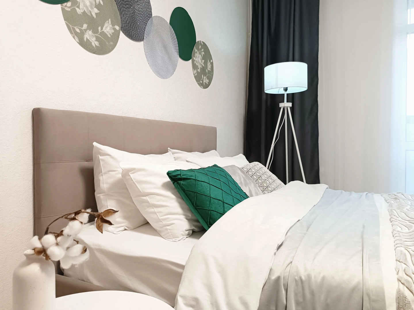 Апартаменты Berry двушка в центре Левого берега