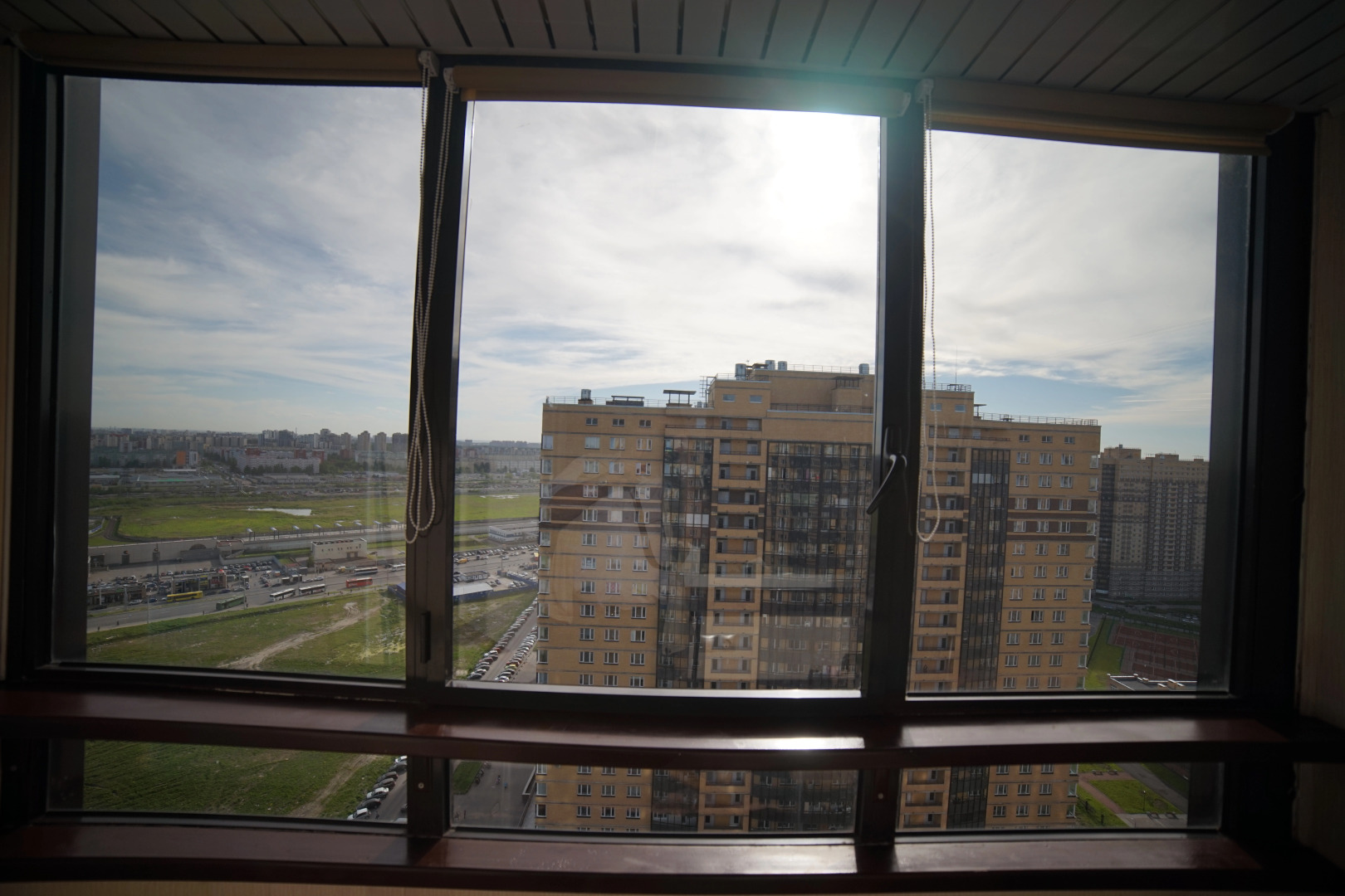 Апартаменты бизнес комфорт. Панорама города  с 26 этажа