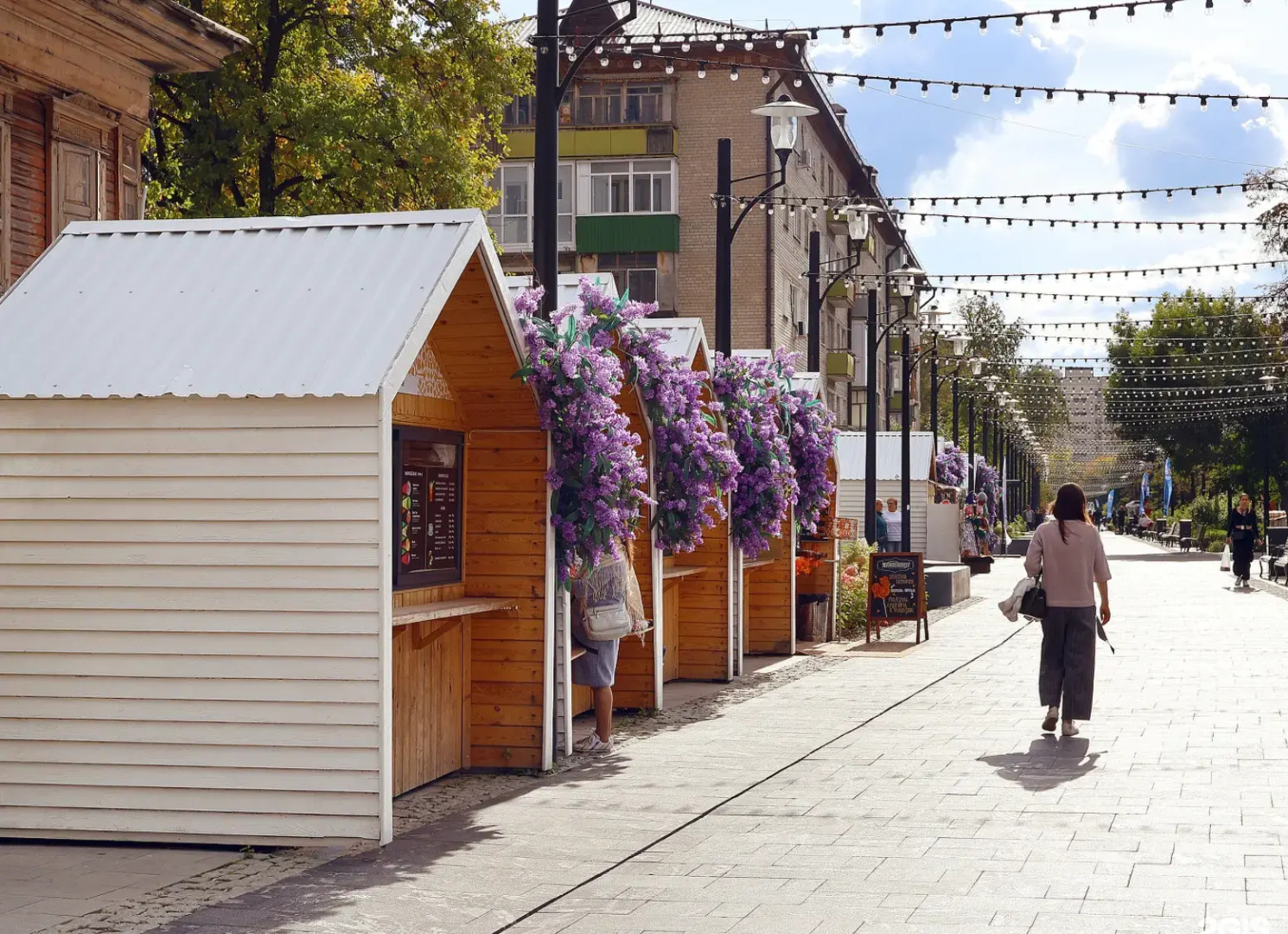 Апартаменты ВыДома на Тюменском Арбате с видом на Бульвар Дзержинско