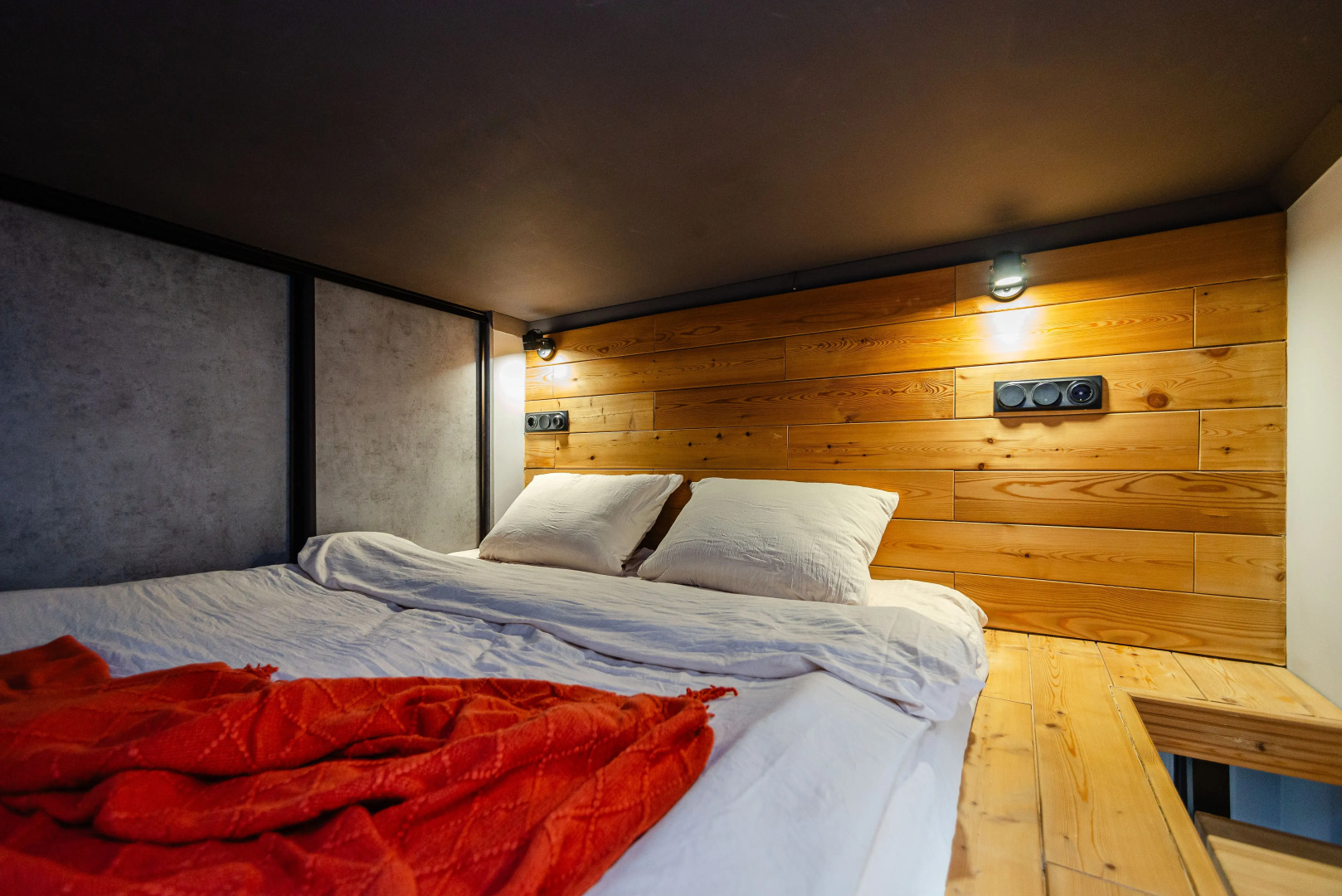 Апартаменты Стильная Лофт Студия рядом с Ботаническим Садом