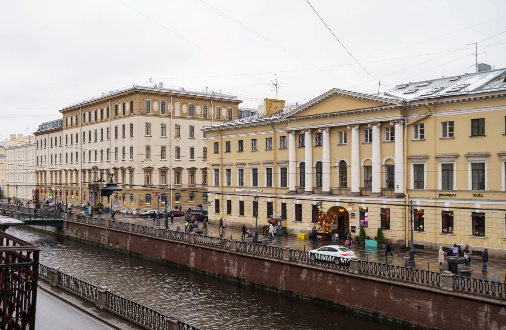 Апартаменты с видом на канал Грибоедова у Невского проспекта