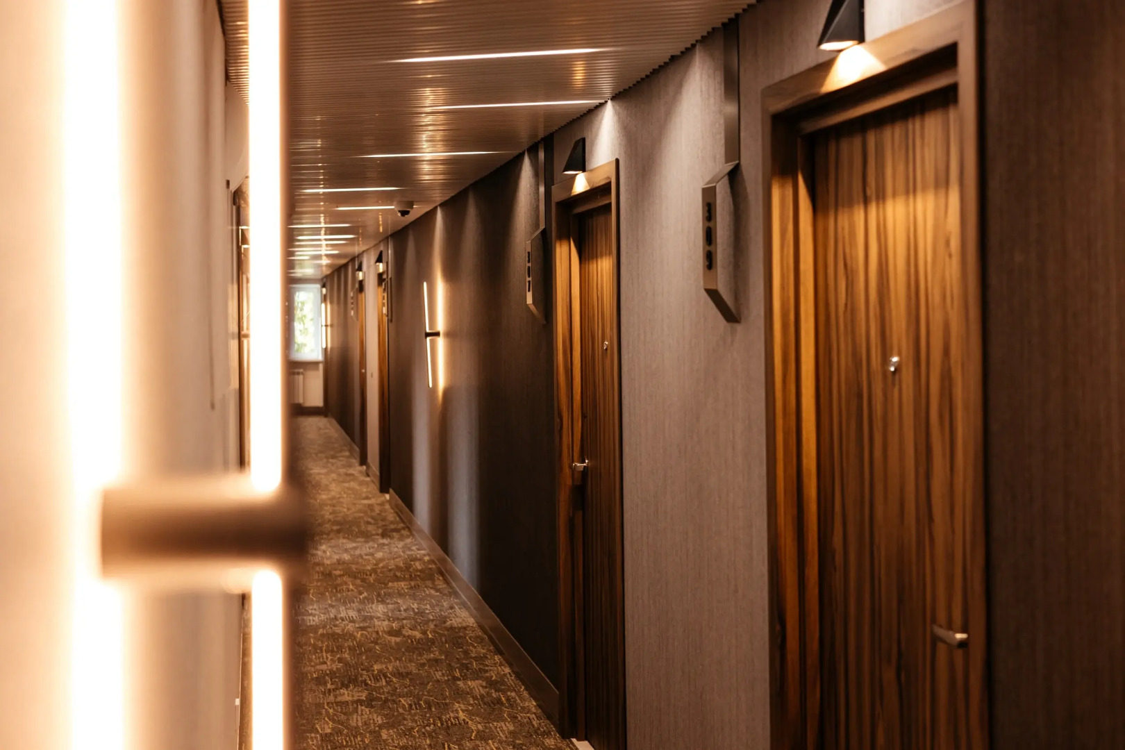 Отель Крона (бывший Версаль)