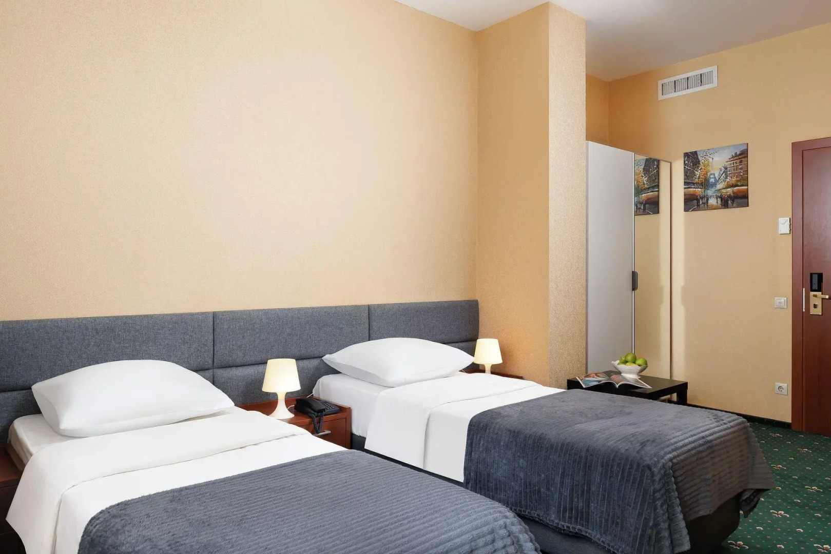 Отель ГринЪ