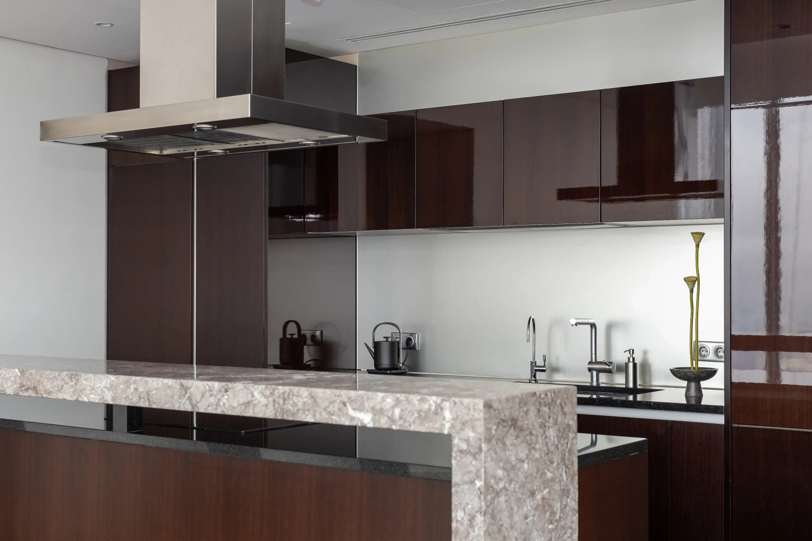 Апартаменты Panoramic Apartment by Roomley