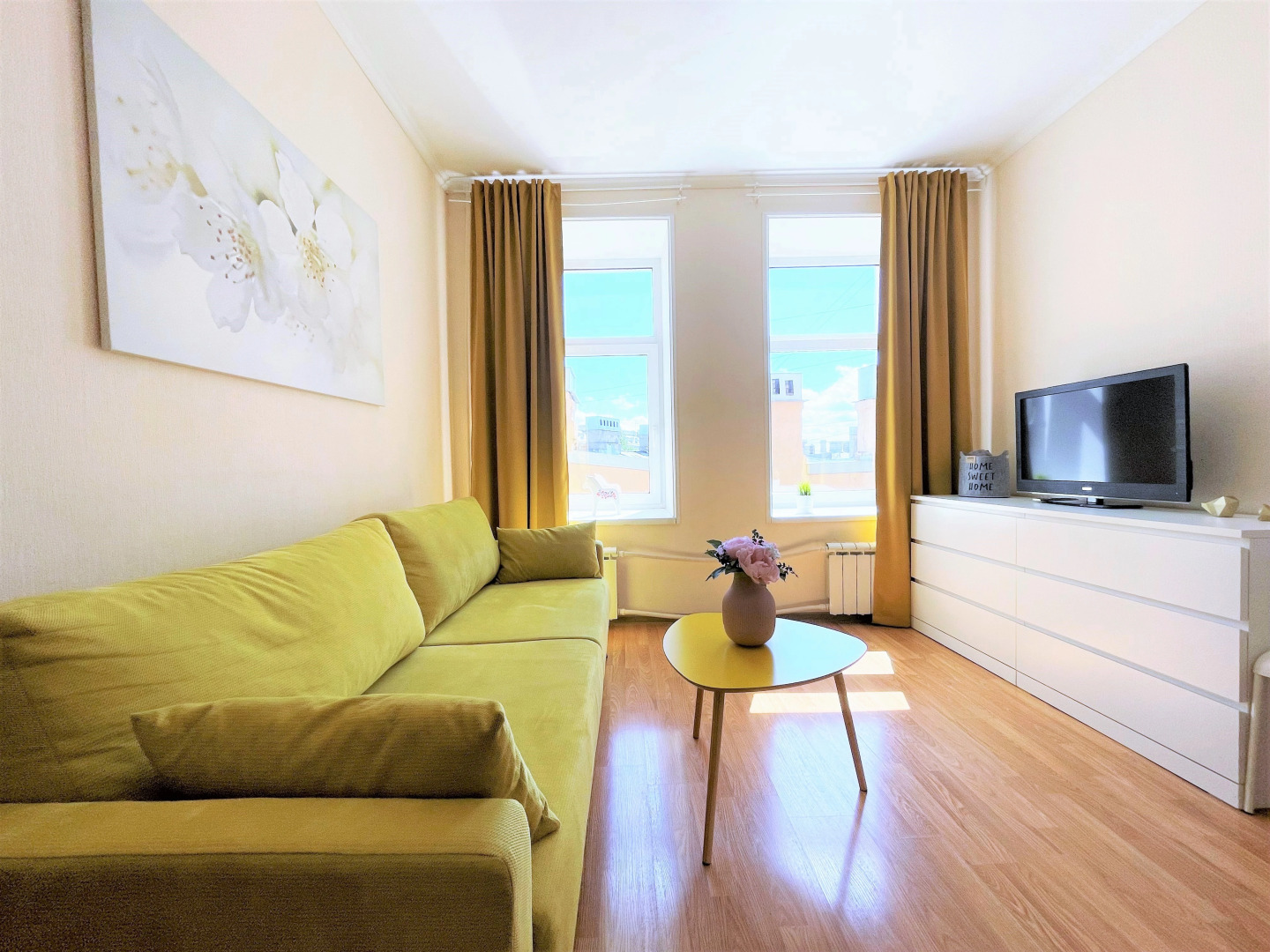 Апартаменты Sutkispb на Грибоедова 57