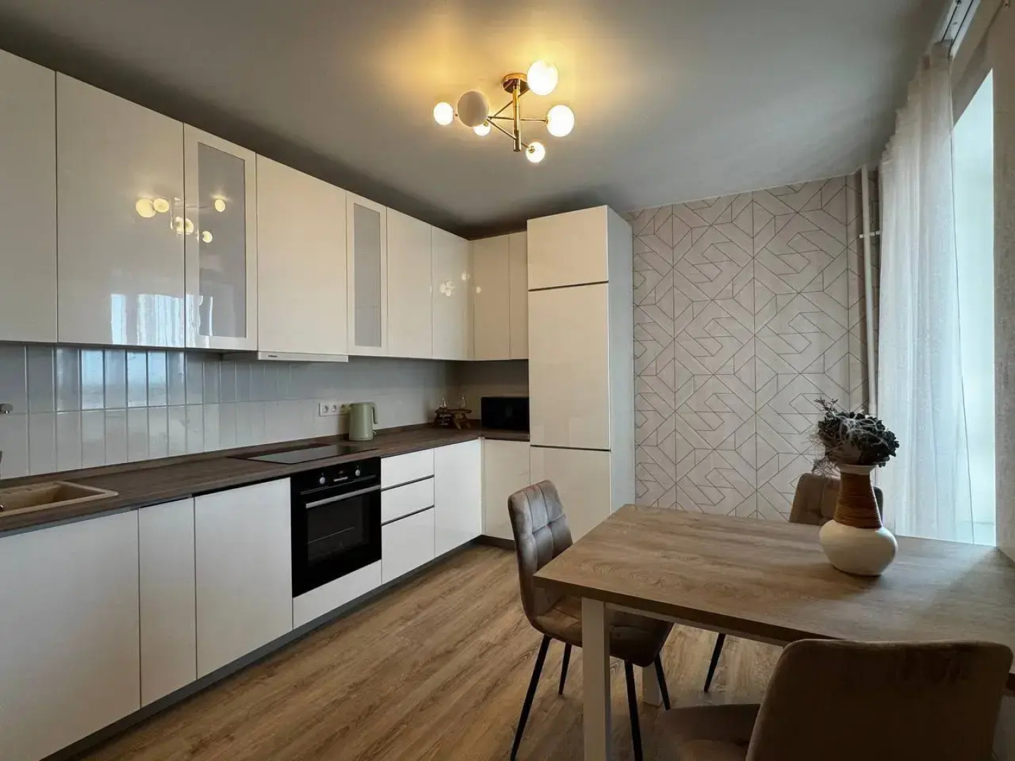 Квартира на улице 9 Января 68к1