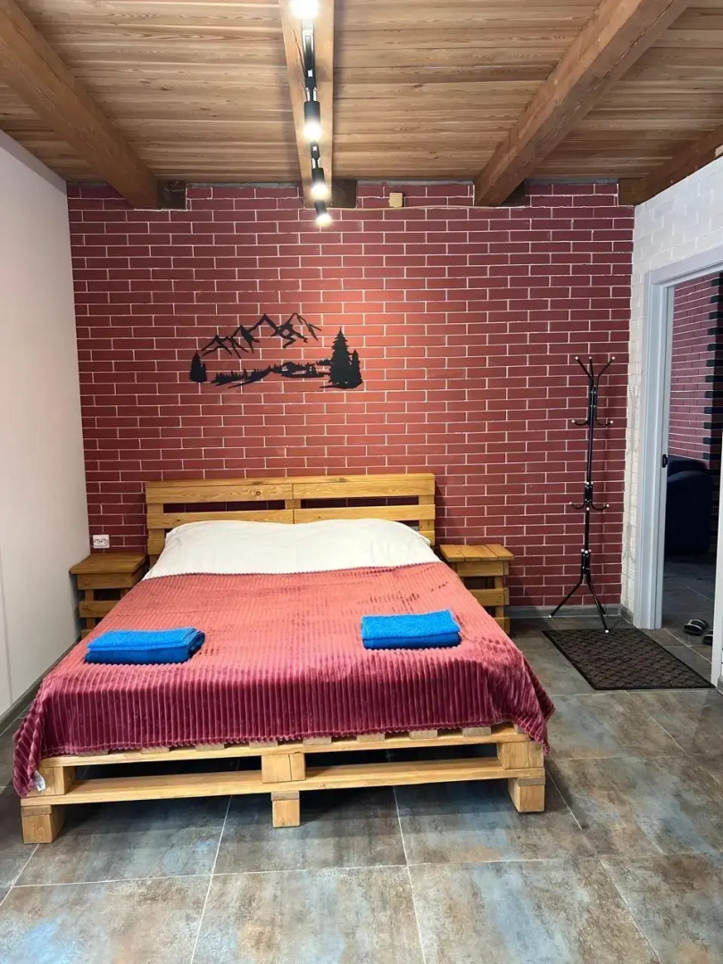 Частный дом Золотой вензель