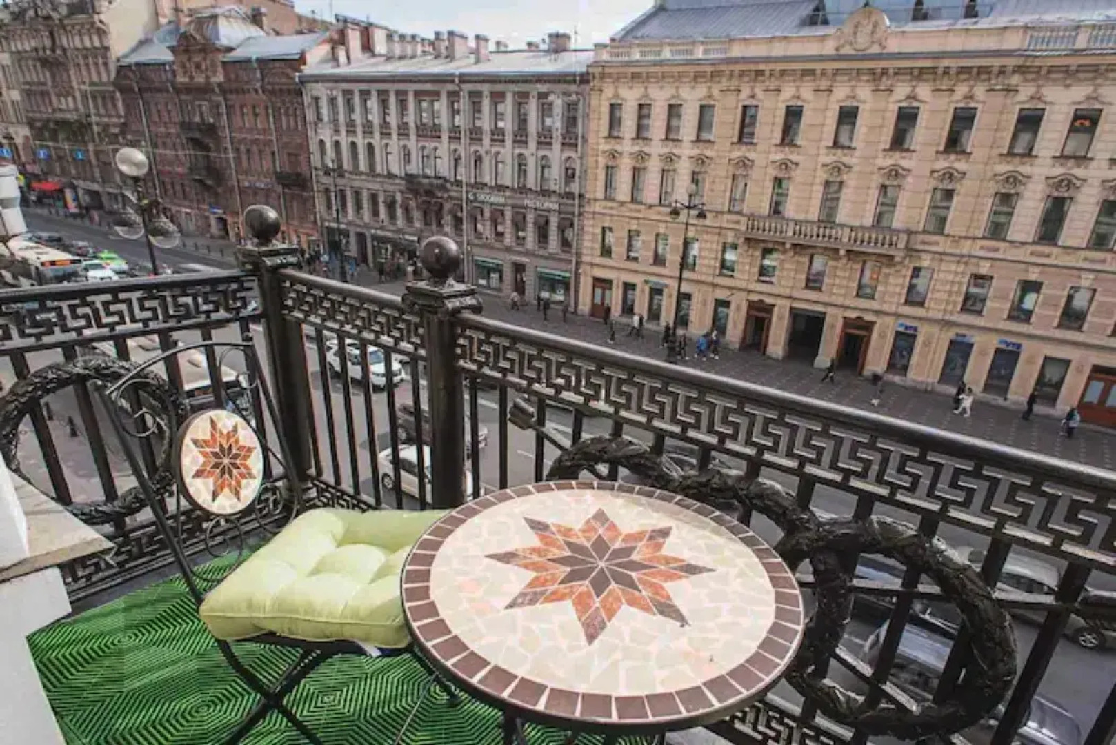 Апартаменты на Невском Проспекте 88