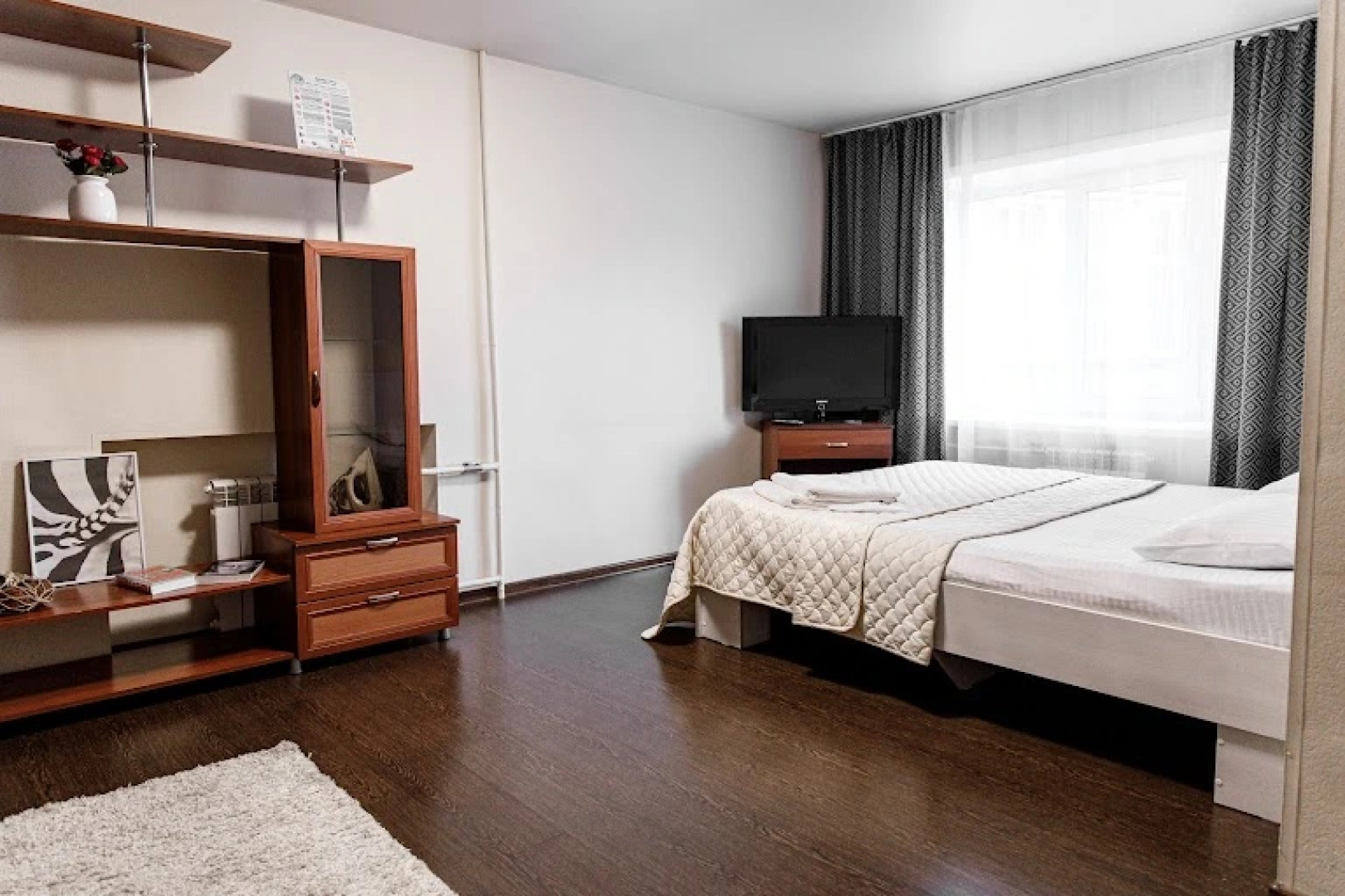 Апартаменты  Дзержинского 13