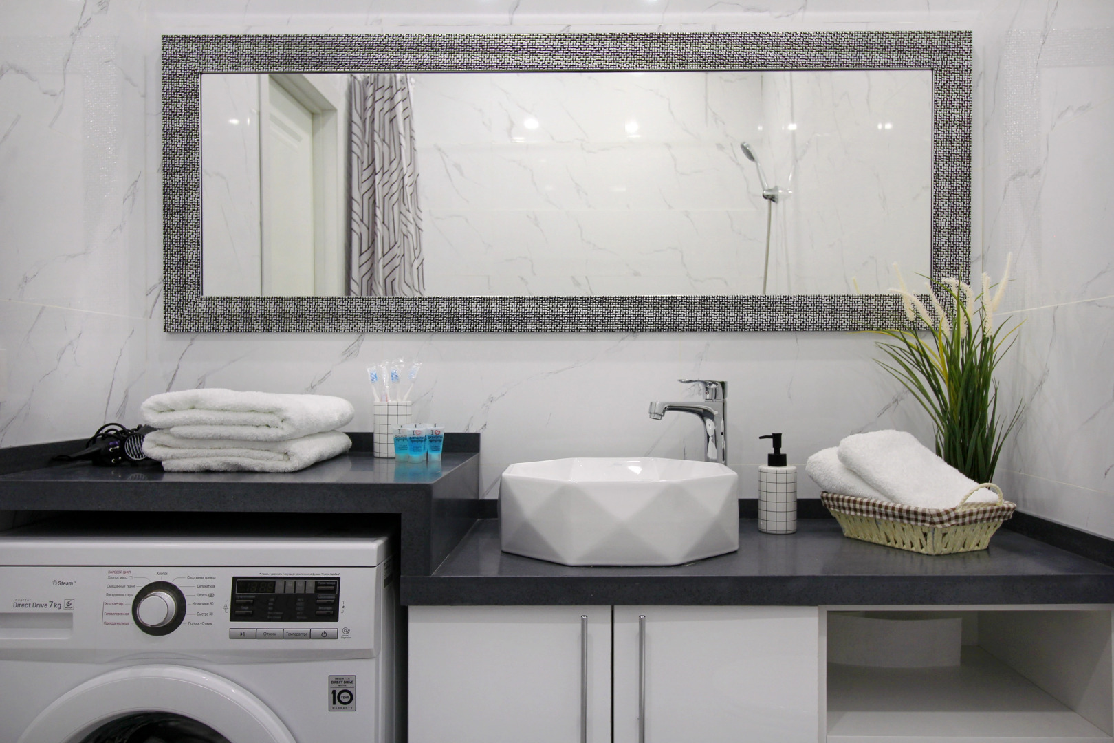 Апартаменты Great cozy Apt in the heart of the city