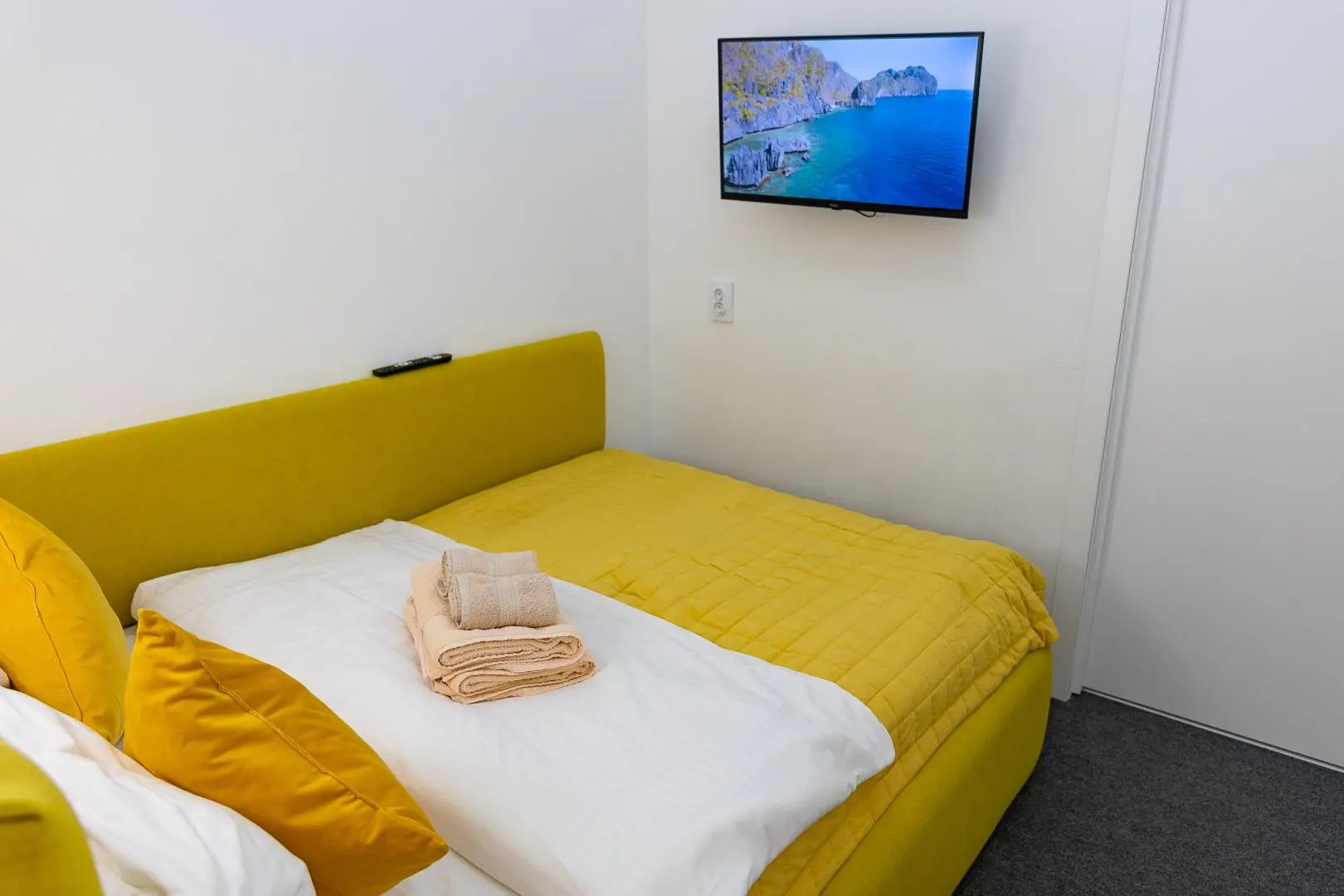 Отель White Place