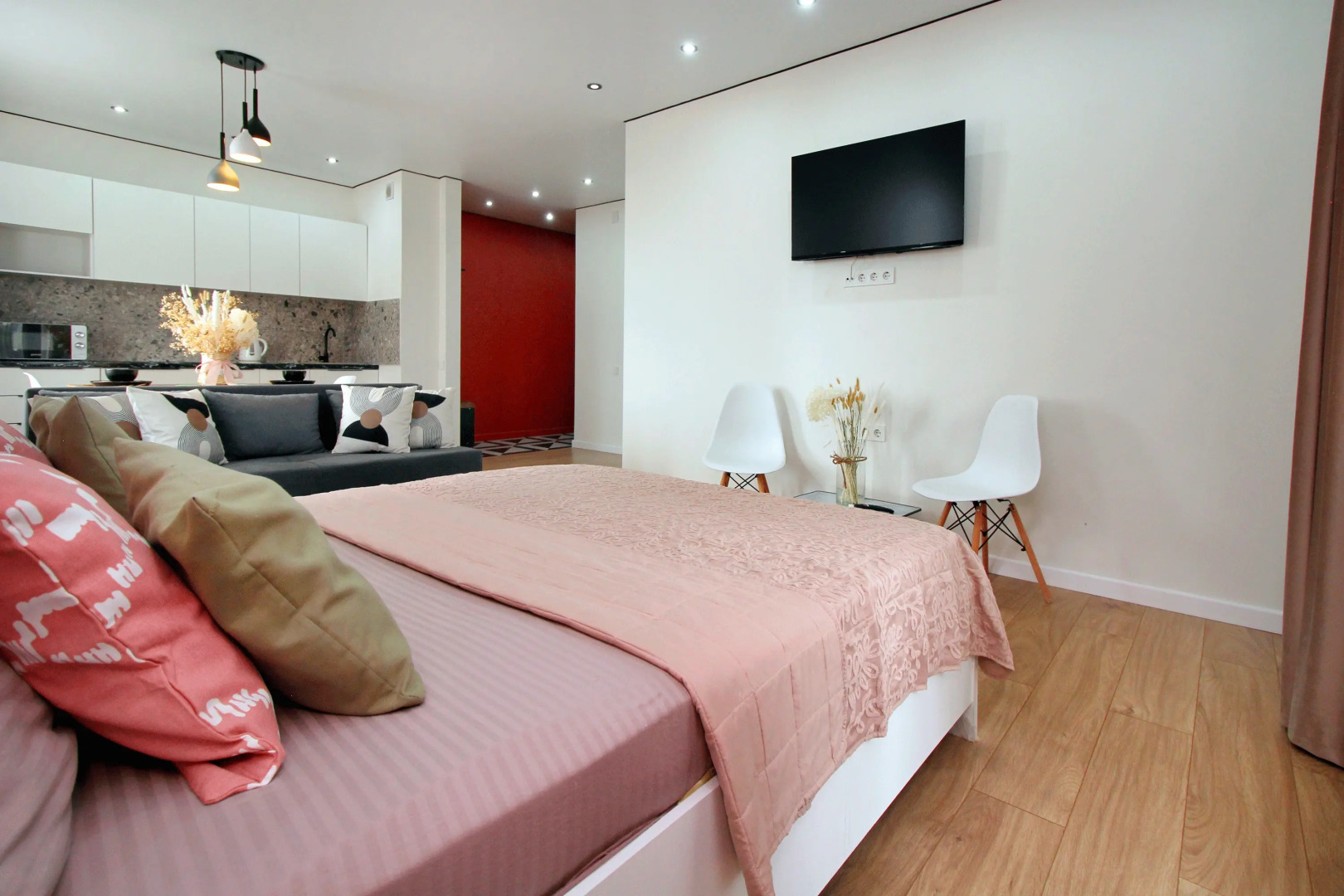 Апартаменты Уютные в центре (37 ауез)