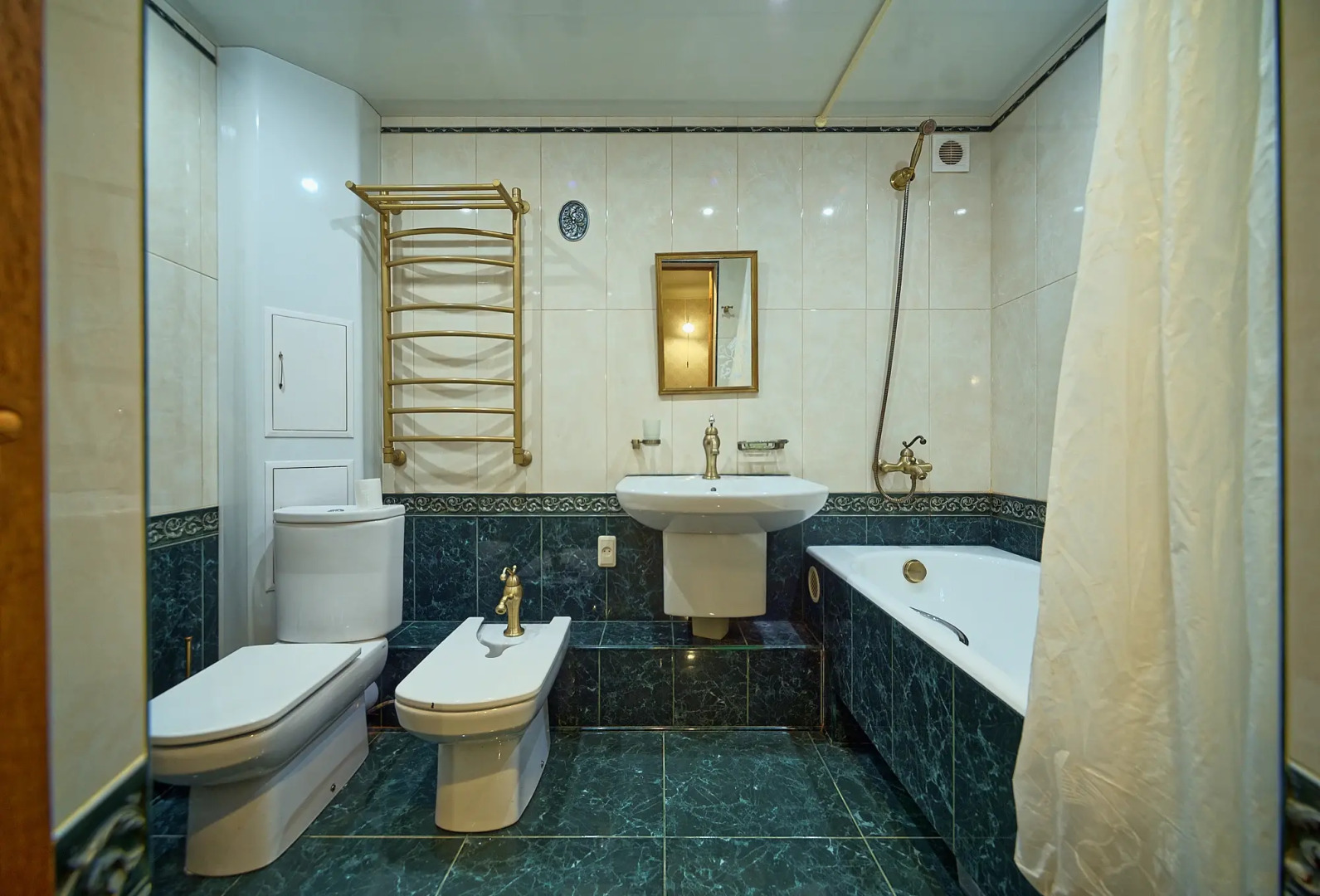 Апартаменты КвартирникN на Невском 88