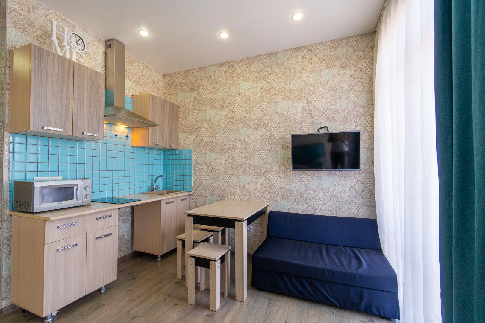 Апартаменты уютные с панорамными окнами от LetoApart