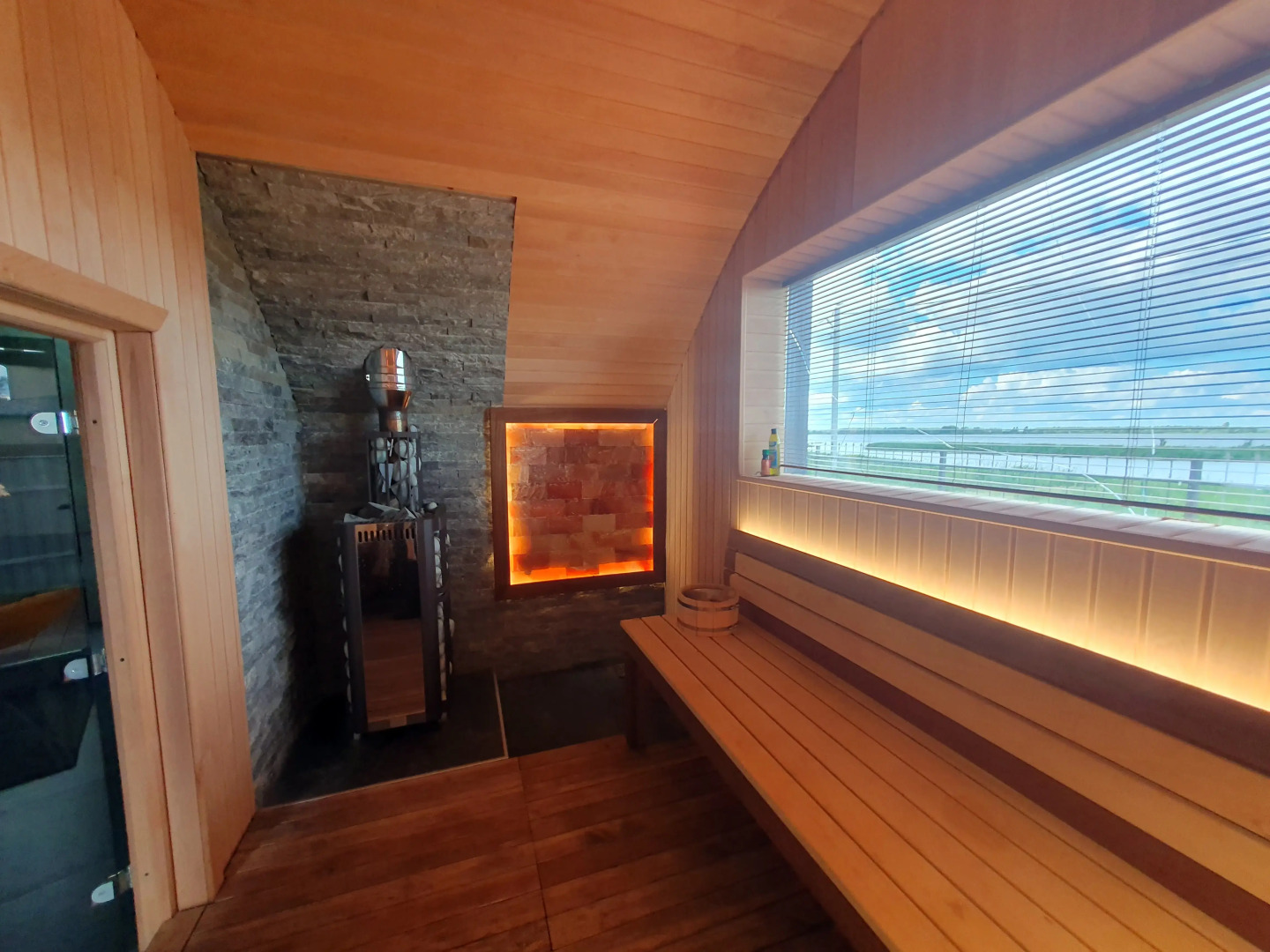 Частный дом Дом c сауной на берегу Волги