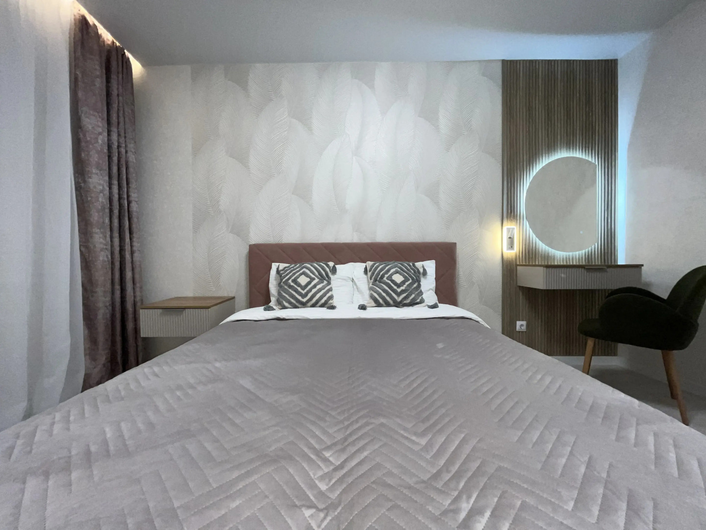 Квартира Уютная Напротив Железнодорожного Вокзала