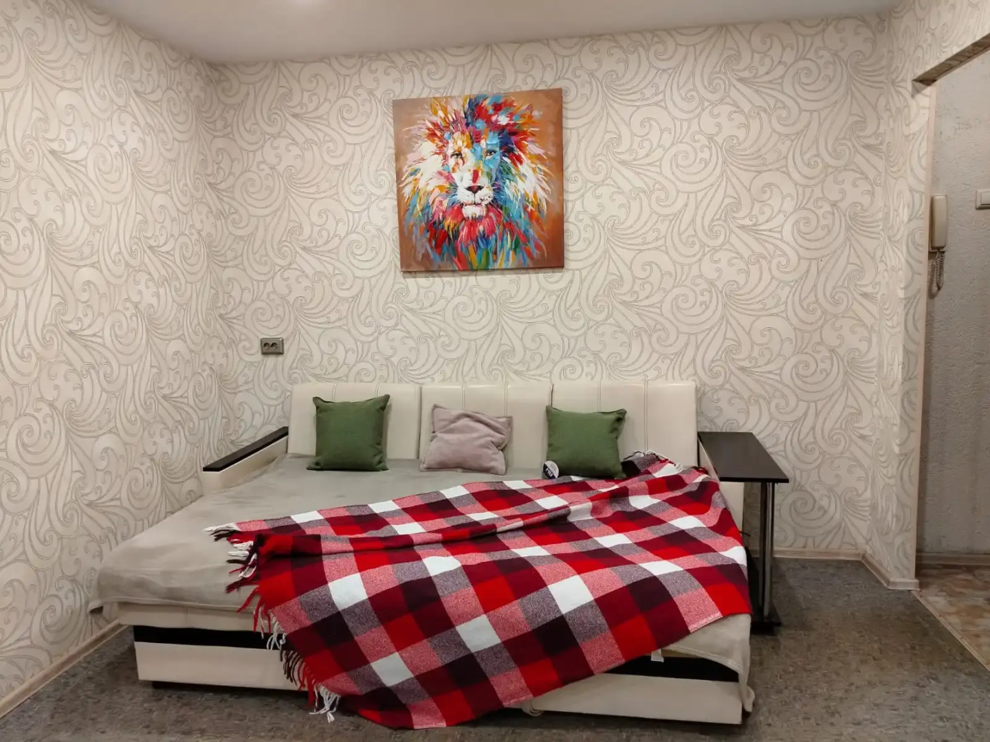 Квартира на ул. Ново-Садовой, 42