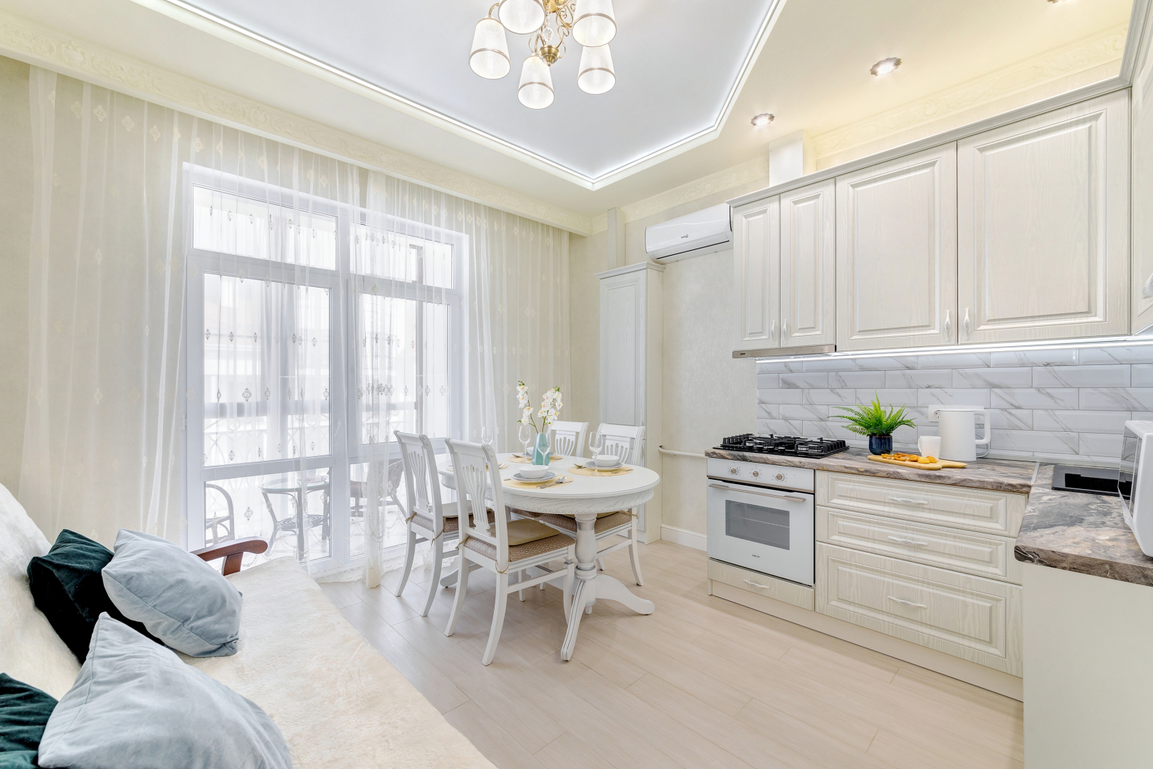 Апартаменты Кристал