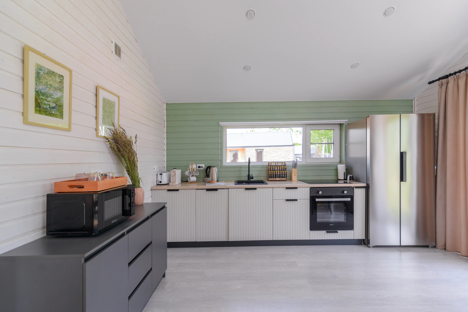 Частный дом Simple Life Home 180