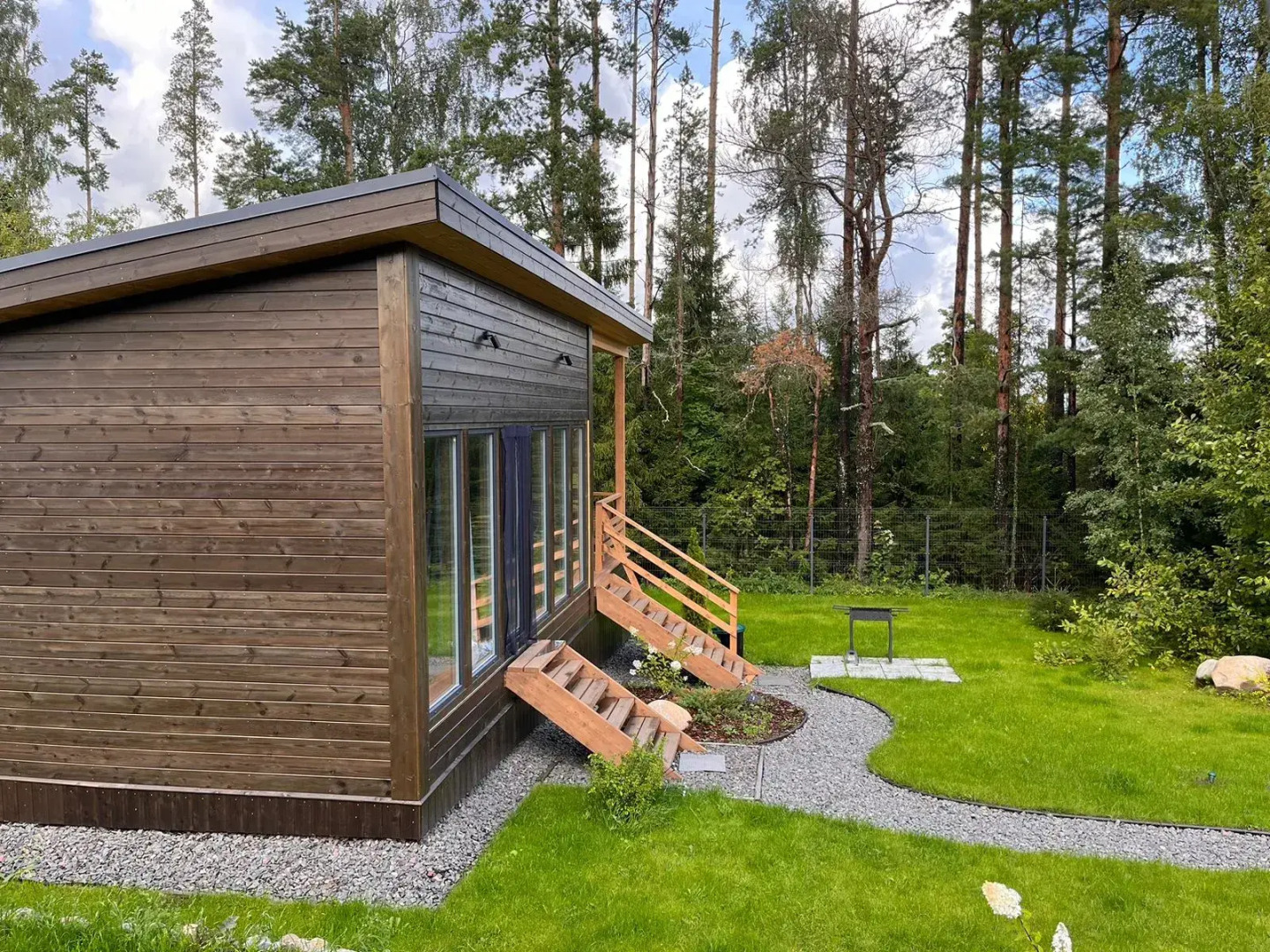 Гостевой дом Новый дом у соснового леса