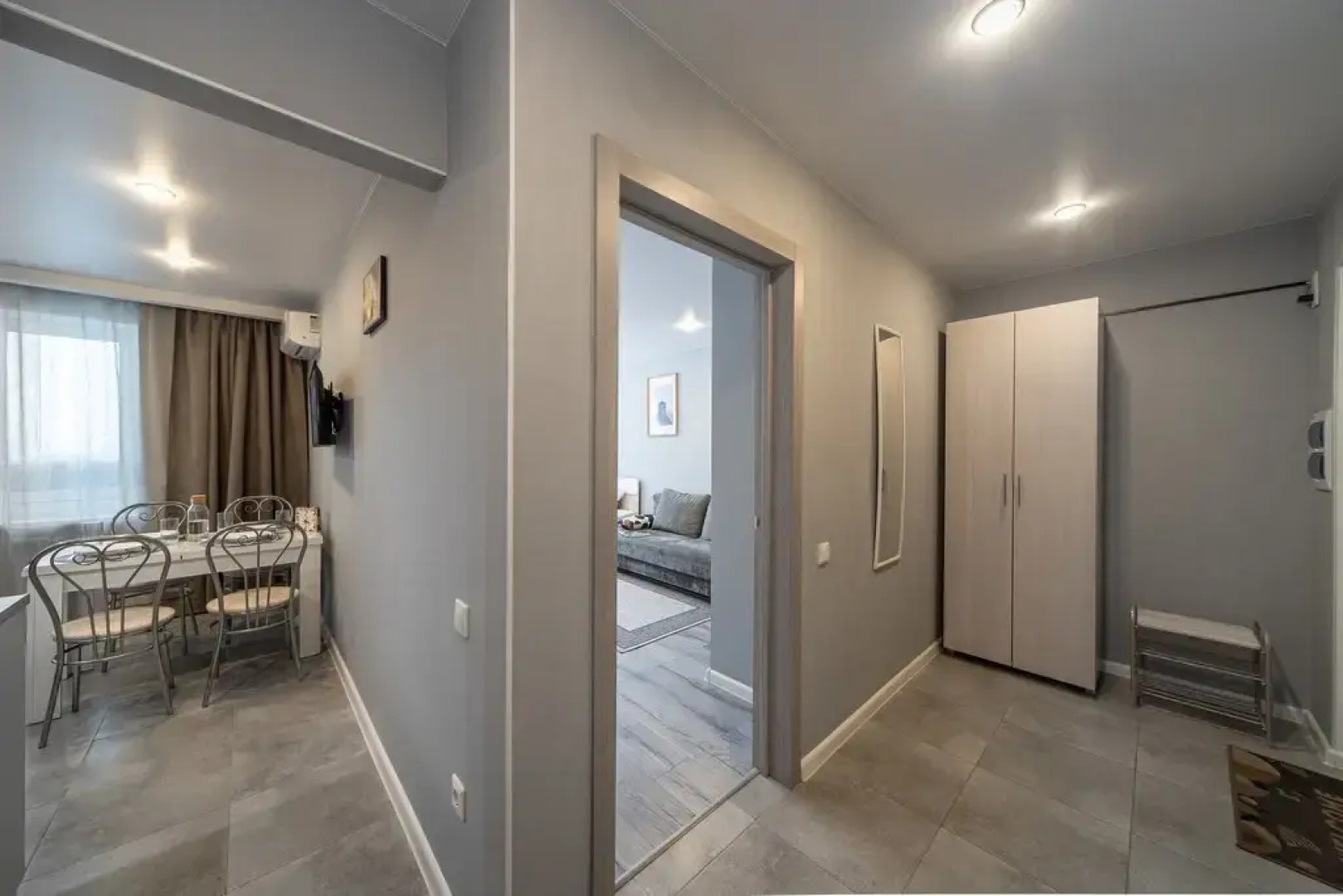 Квартира от Компании Хоум Отель на Тухачевского 84