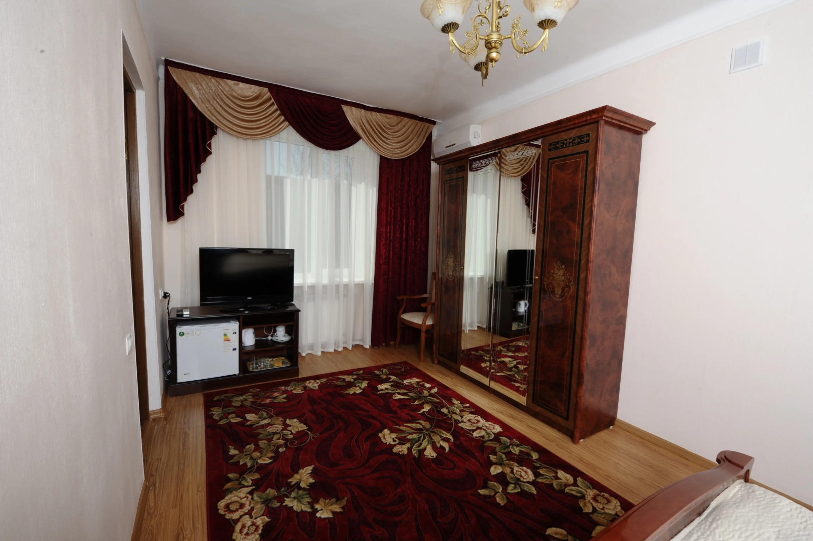 Отель Планета Люкс