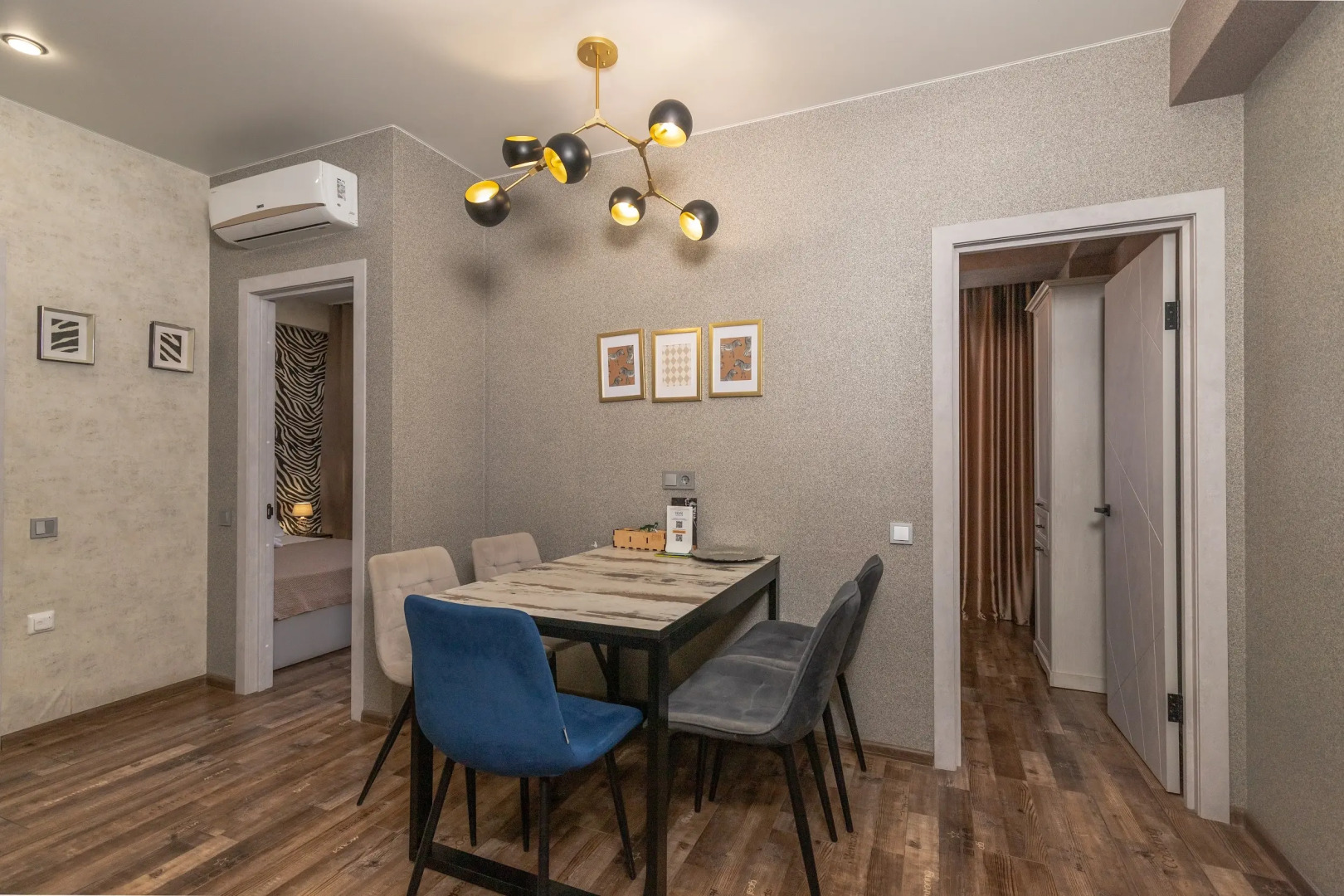 Апартаменты Море Апартаментов на Эстонской 37/8-040