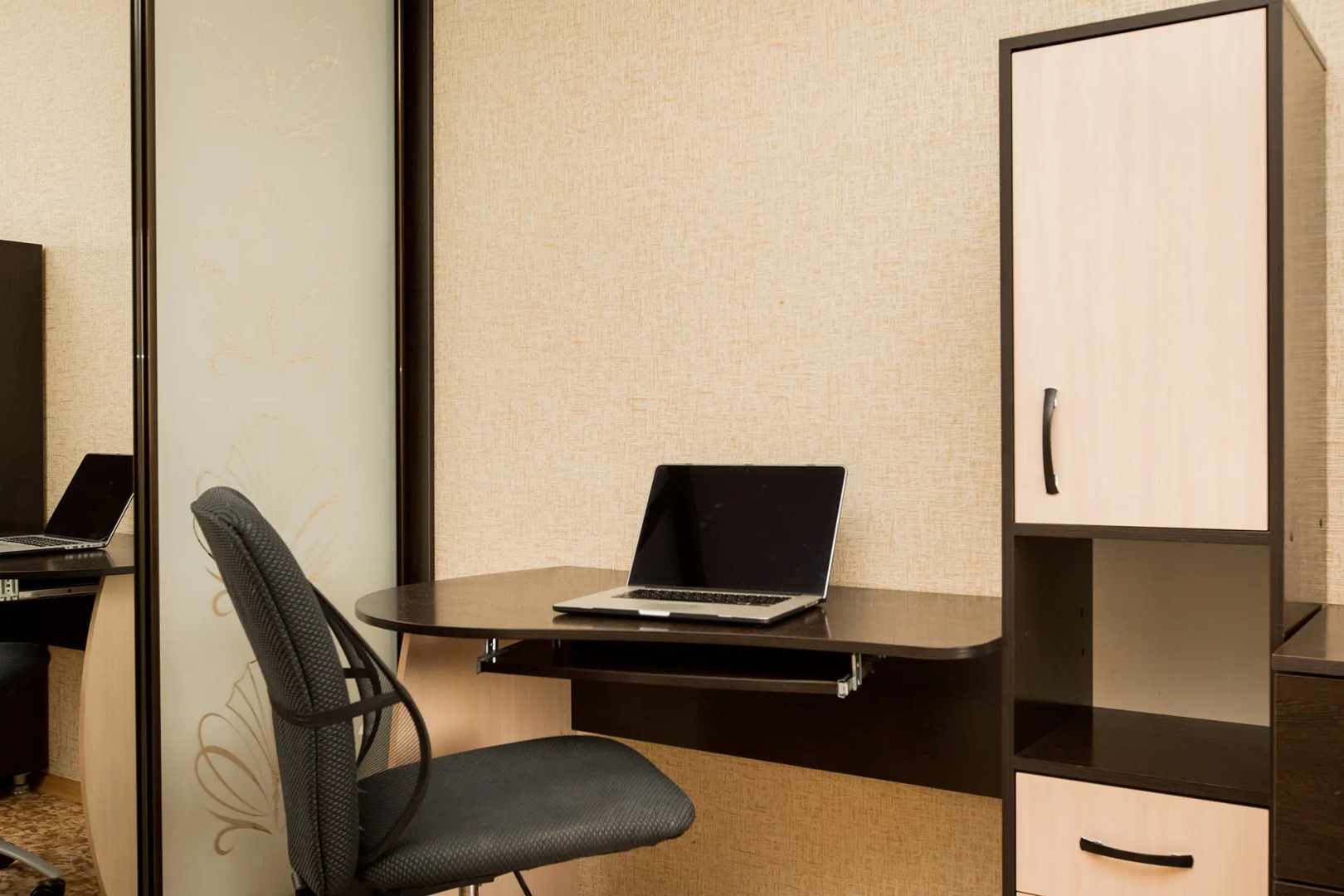 Апартаменты на Родионова 165к12