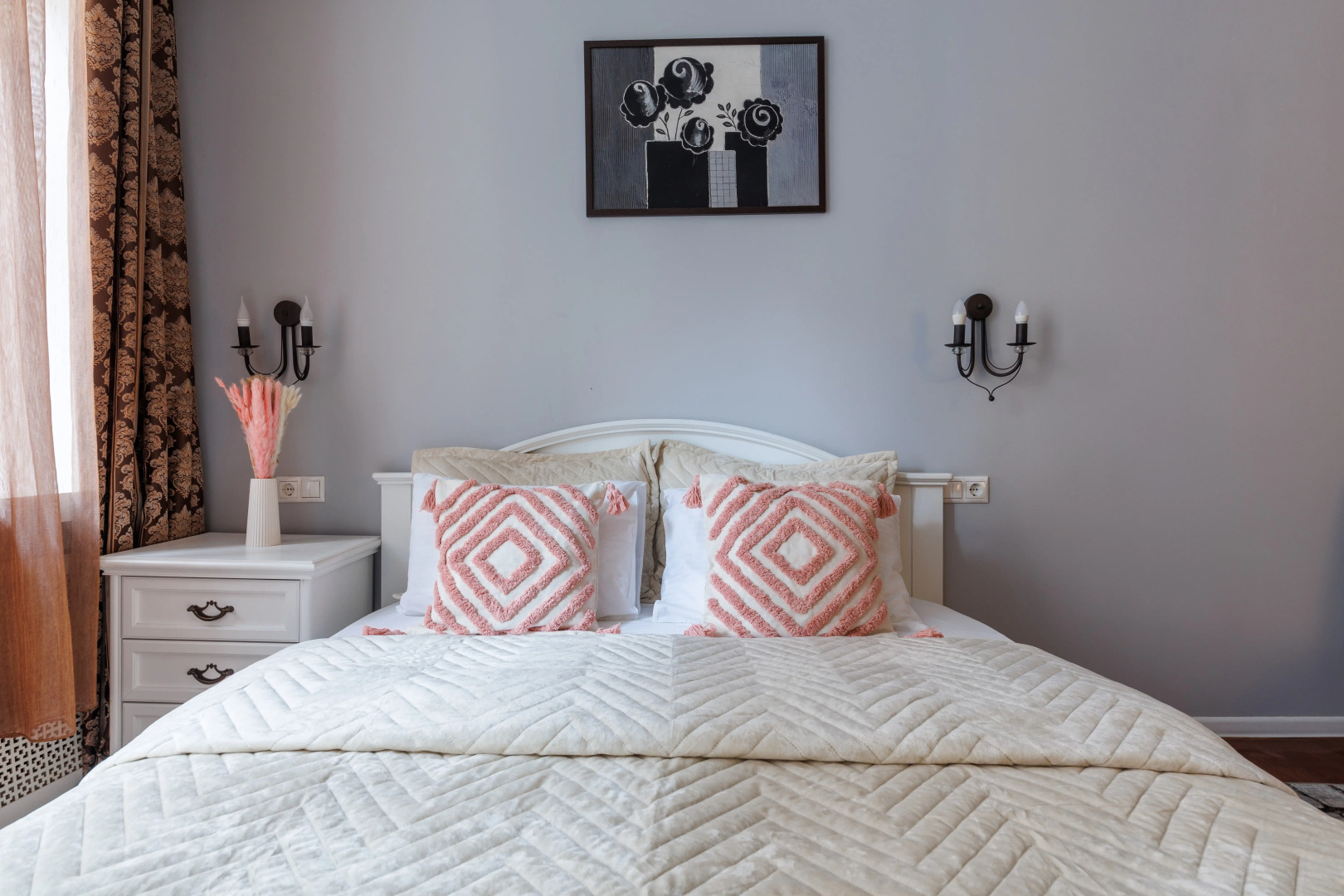 Апартаменты Трехкомнатные у Площади Восстания 10 гостей