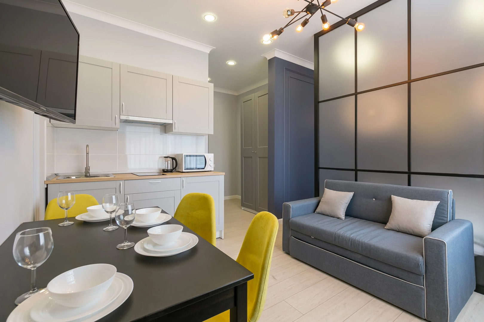 Квартира Happy на Карлсруэвской 2