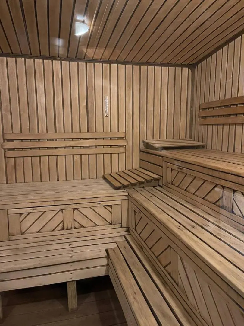 Дом для отдыха с баней и бассейном WoodRay