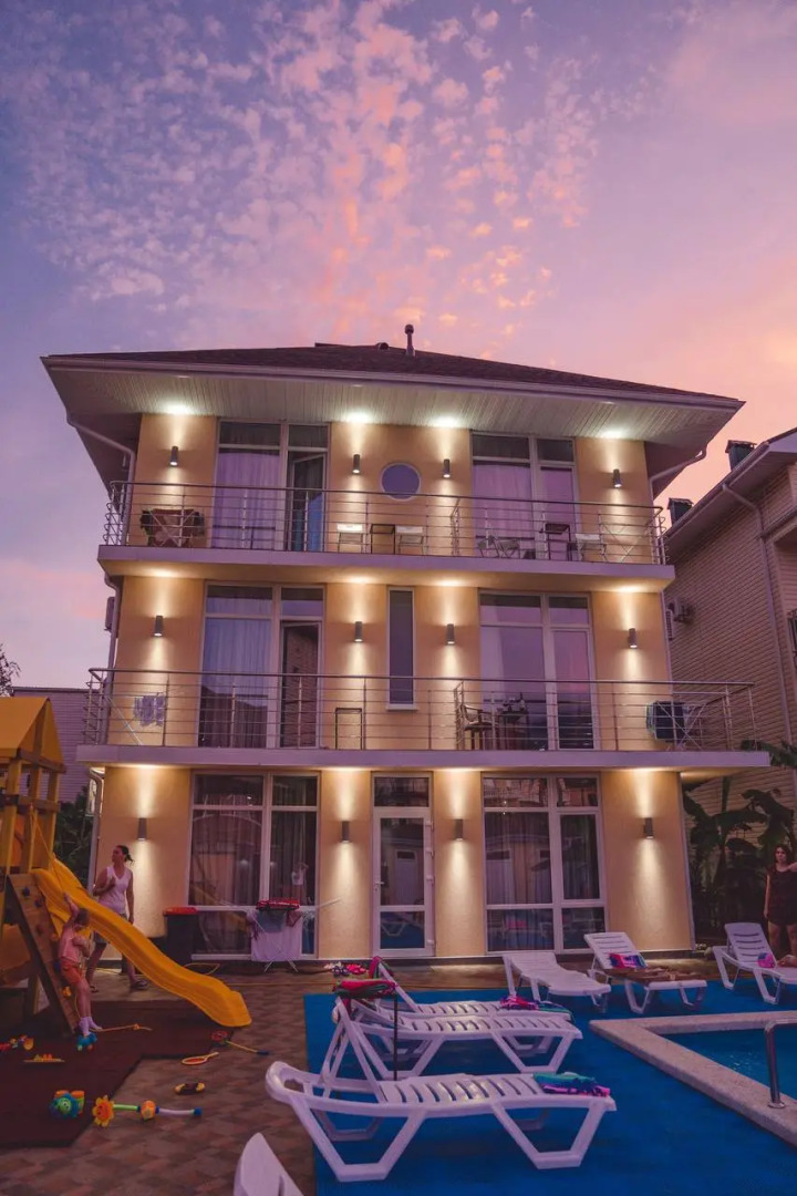 Гостевой дом DO-L-MA - FAMILY CLUB